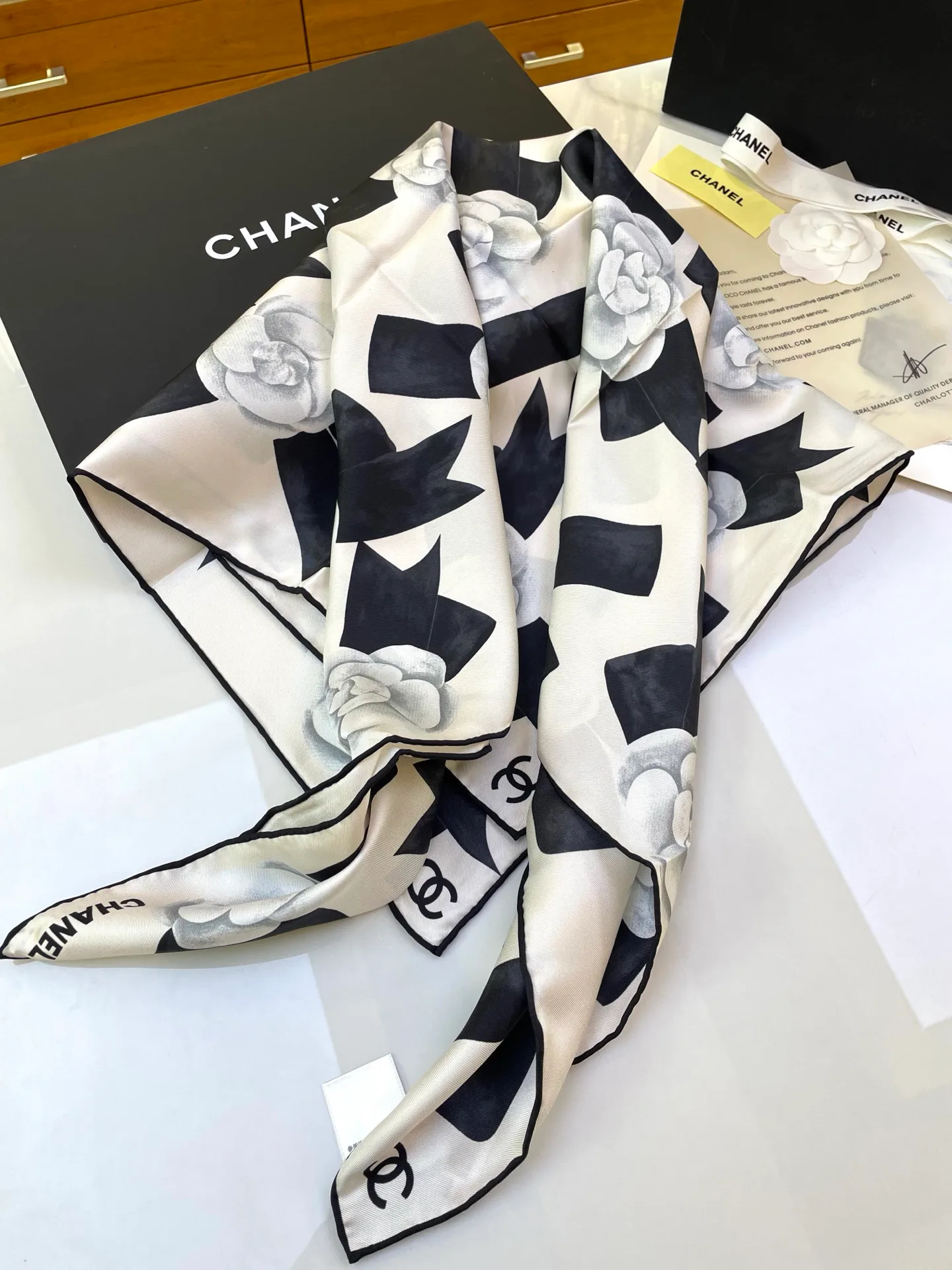 Шарфы Chanel 1981402