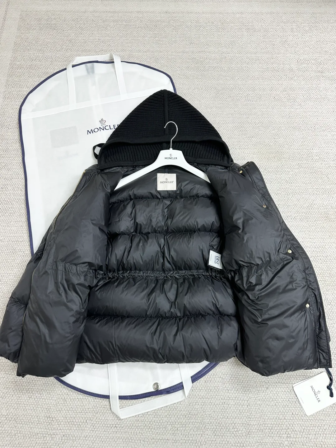Куртки И Пуховики Женские Moncler 19654422