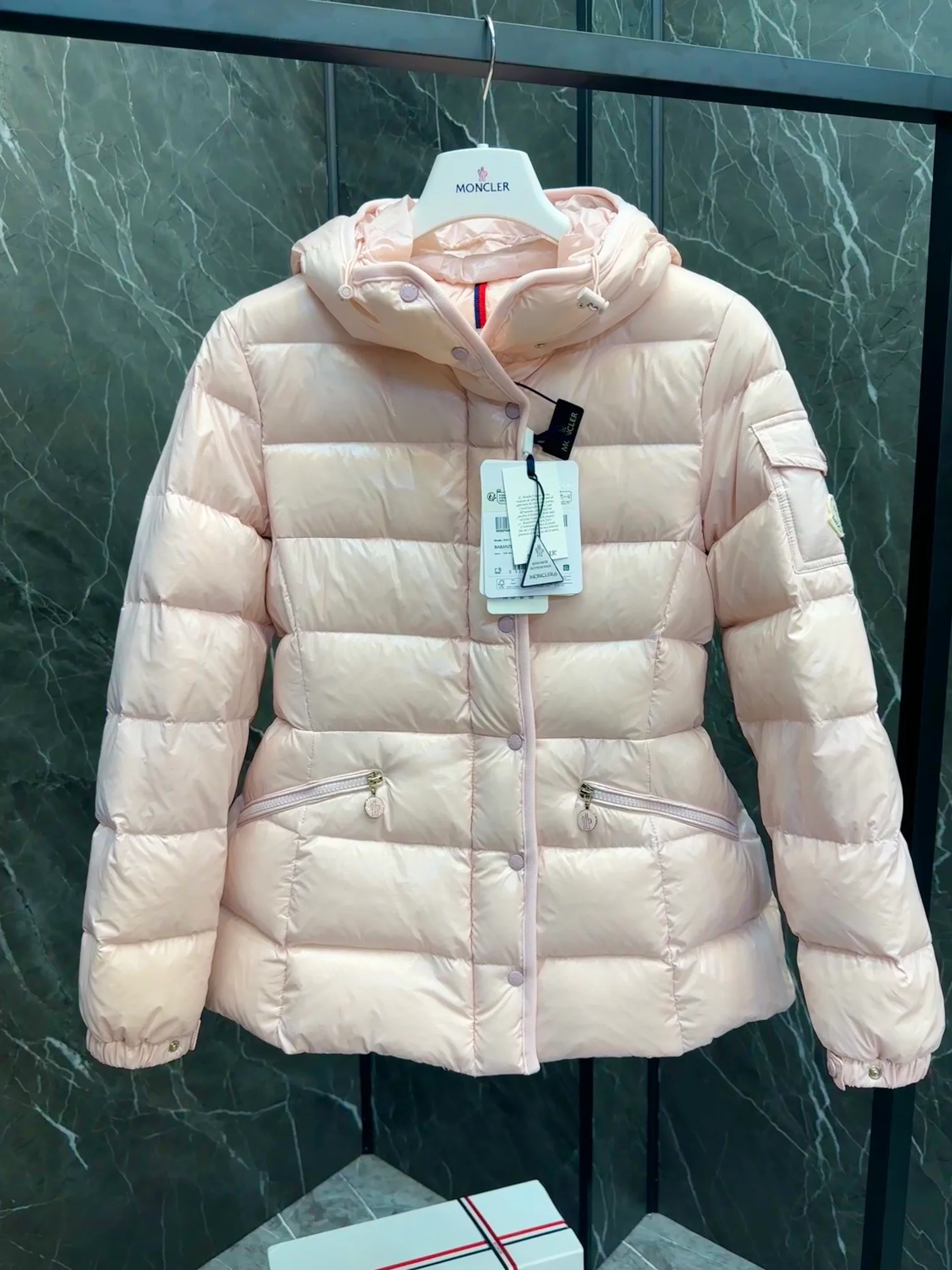 Куртки И Пуховики Женские Moncler 583244