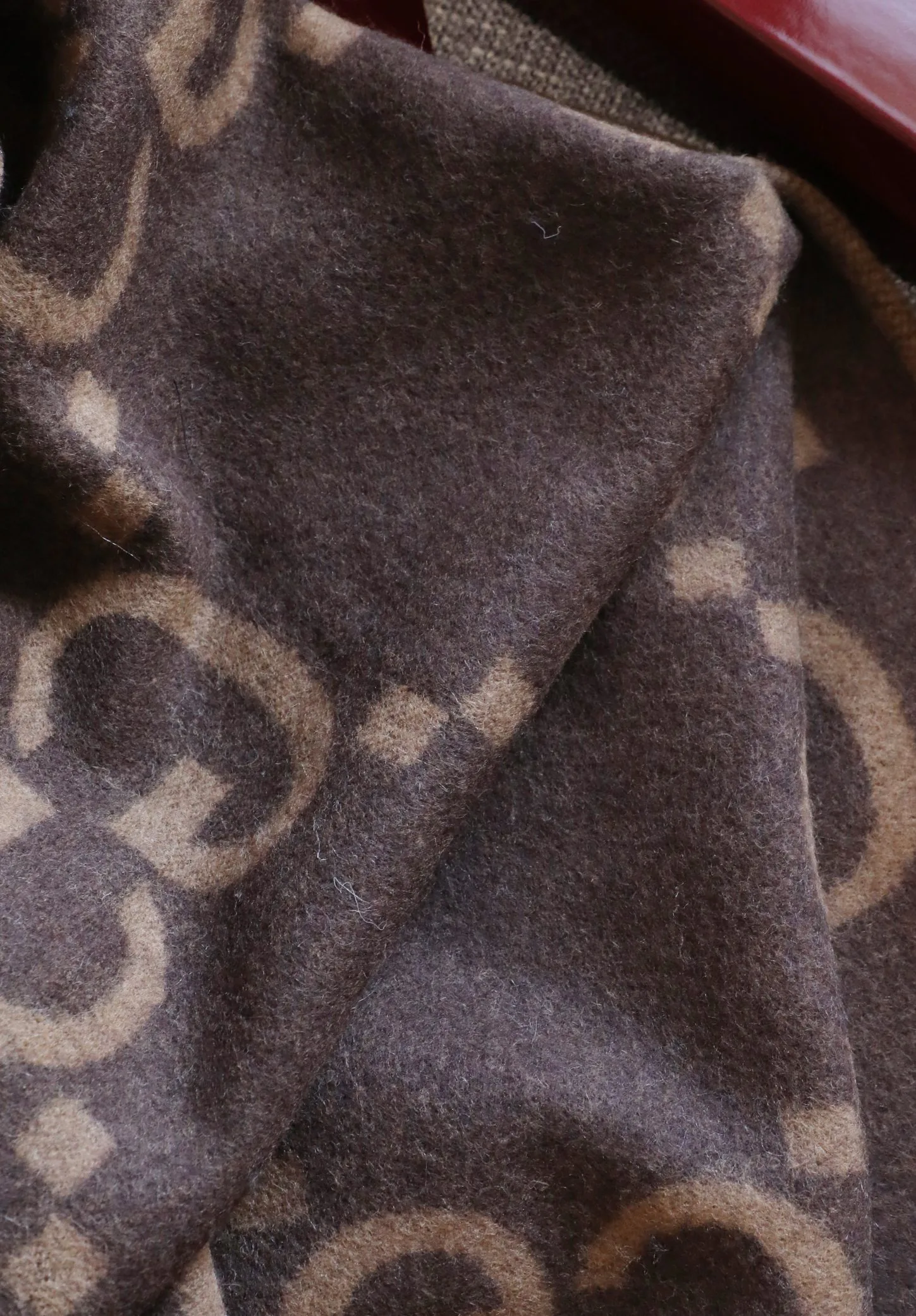 Шарфы Gucci 438543