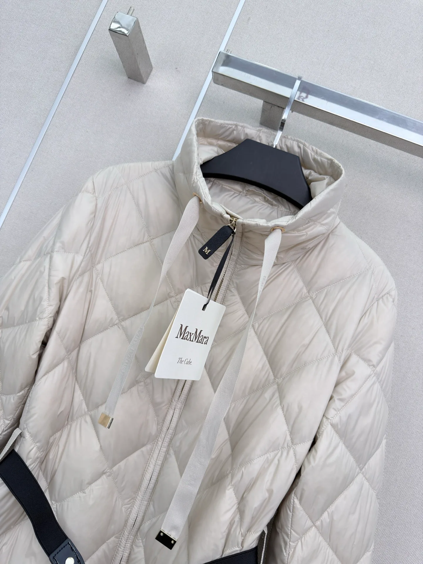 Куртки И Пуховики Женские Max Mara 18108361
