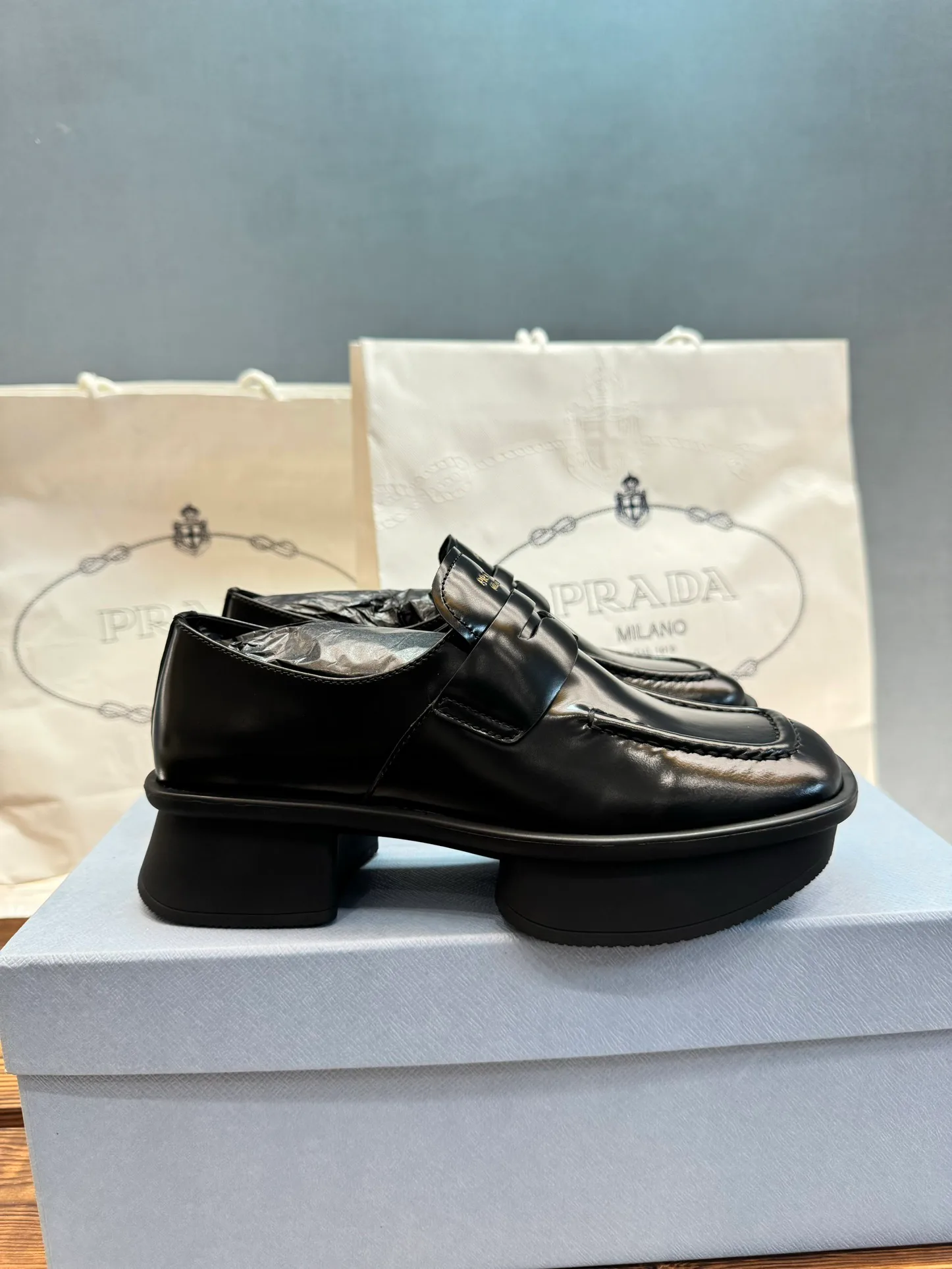 Лоферы Женские Prada 21045