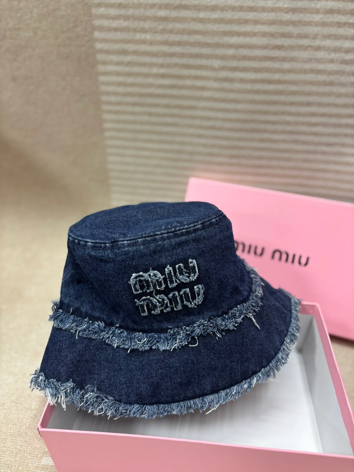 Головные Уборы Miu Miu 23094