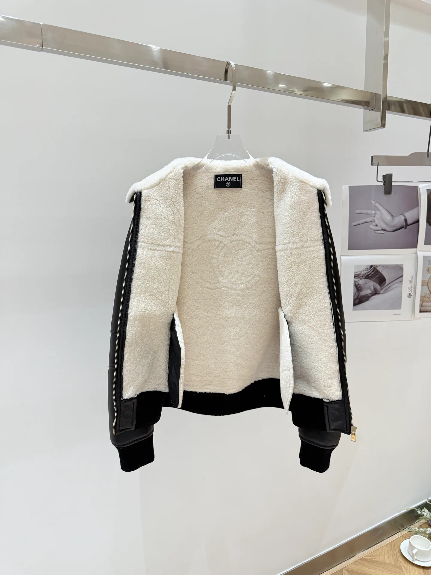 Кожаные Куртки И Дублёнки Женские Chanel 17943292