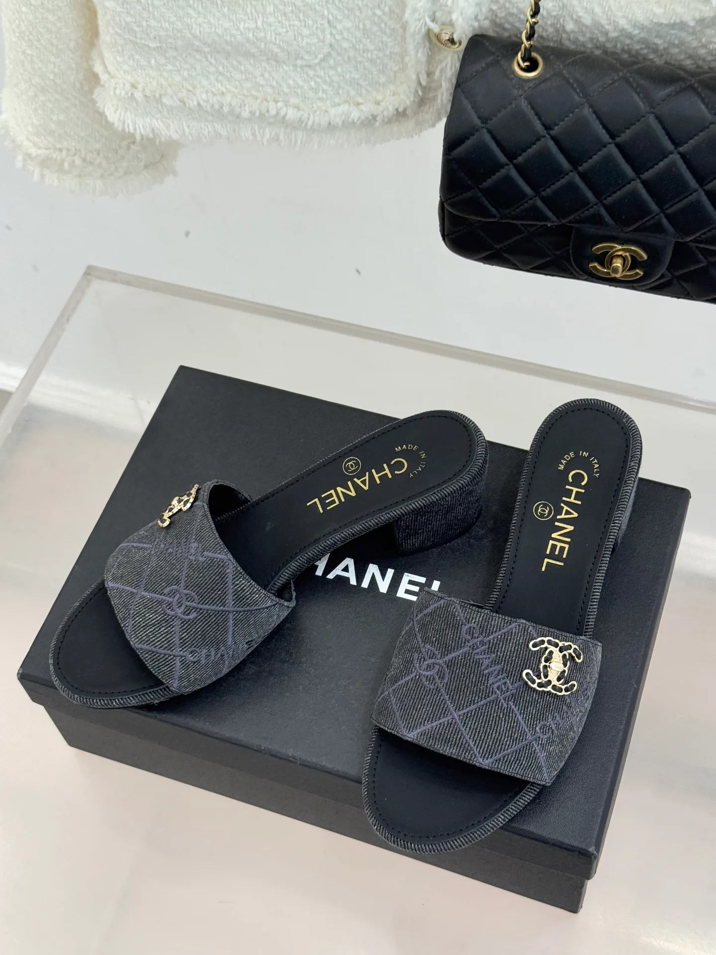 Шлепанцы Женские Chanel 9894891