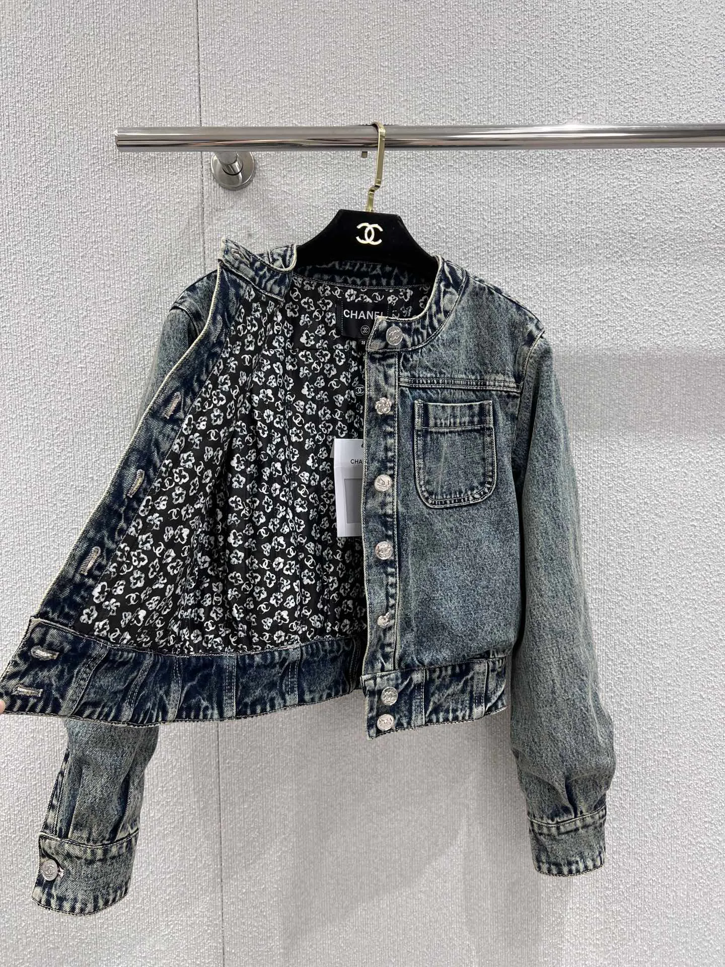 Жакеты Женские Chanel 11165874