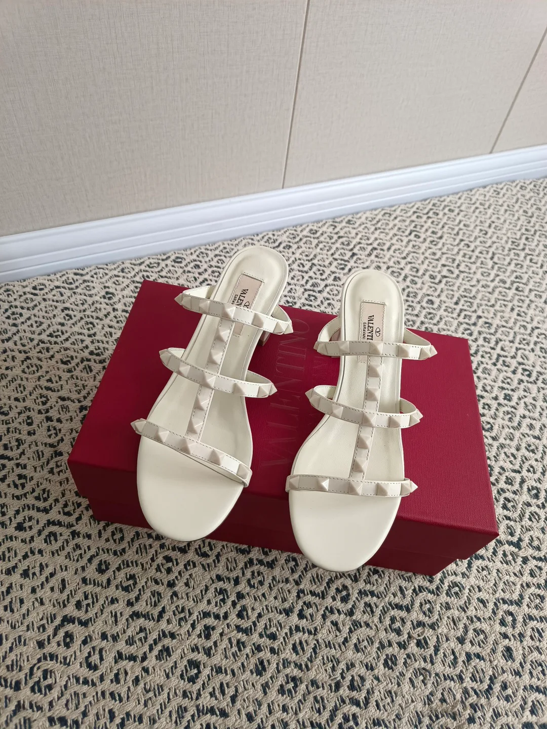 Босоножки Женские Valentino 1523745