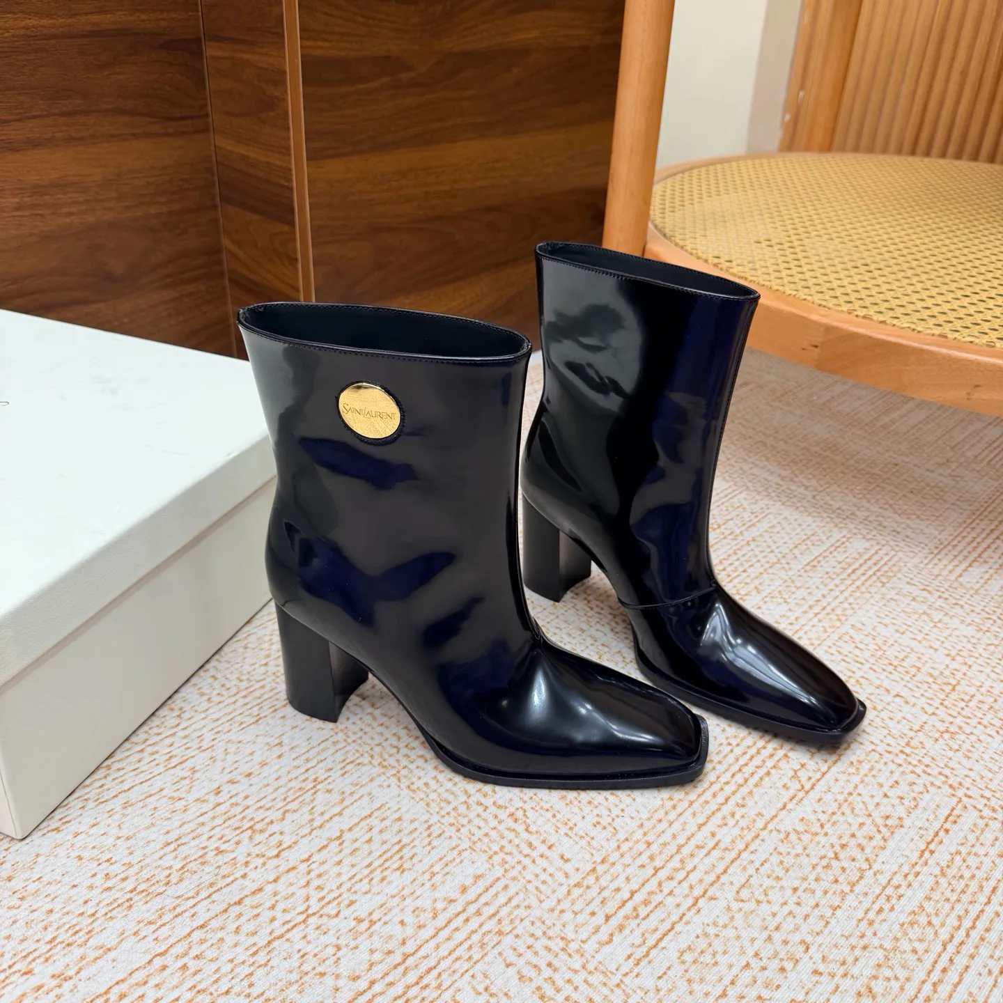 Ботильоны Женские Saint Laurent 18104628