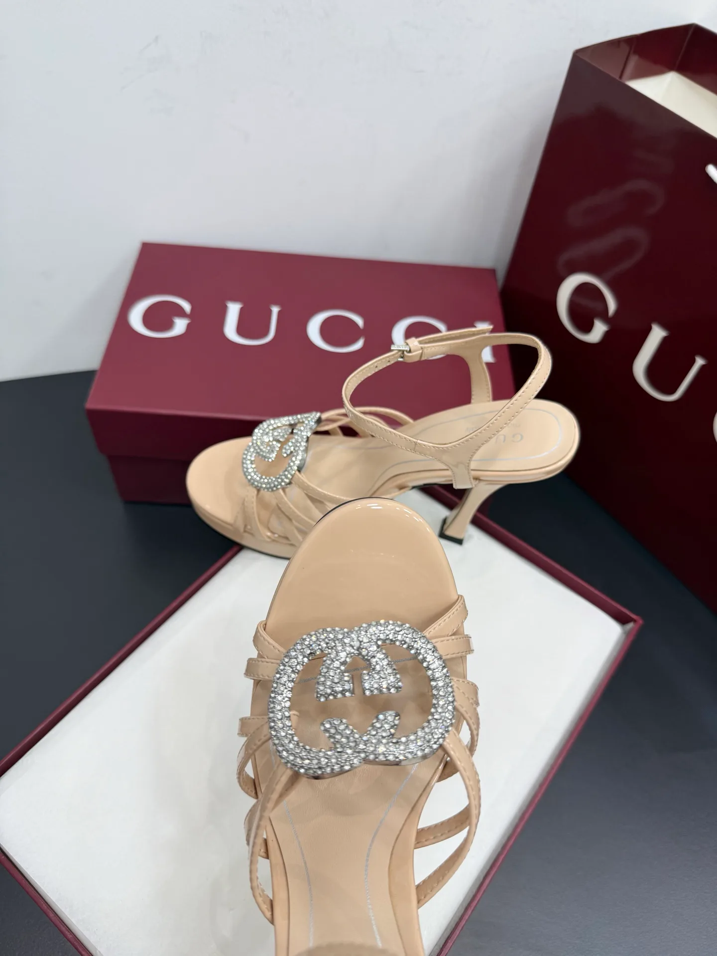 Босоножки Женские Gucci 457930
