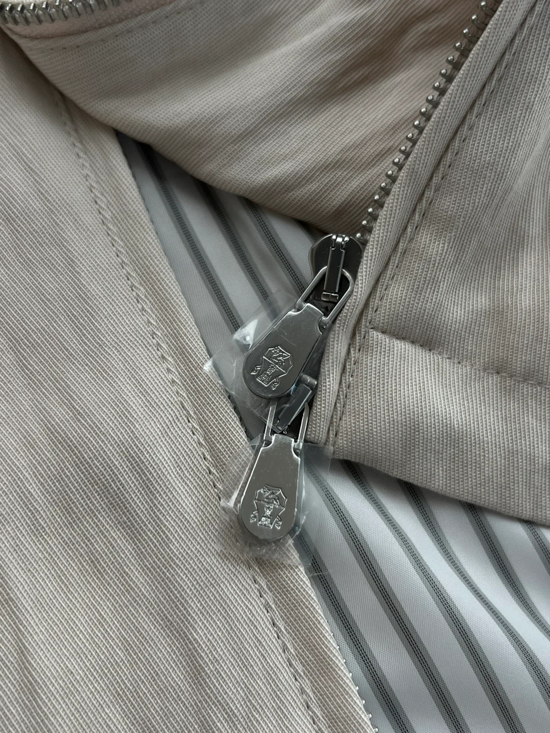 Куртки И Пуховики Мужские Brunello Cucinelli 11182717