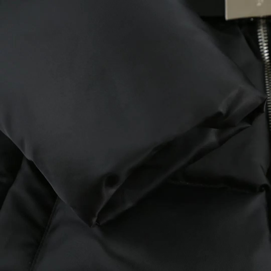 Куртки И Пуховики Женские Prada 17907695