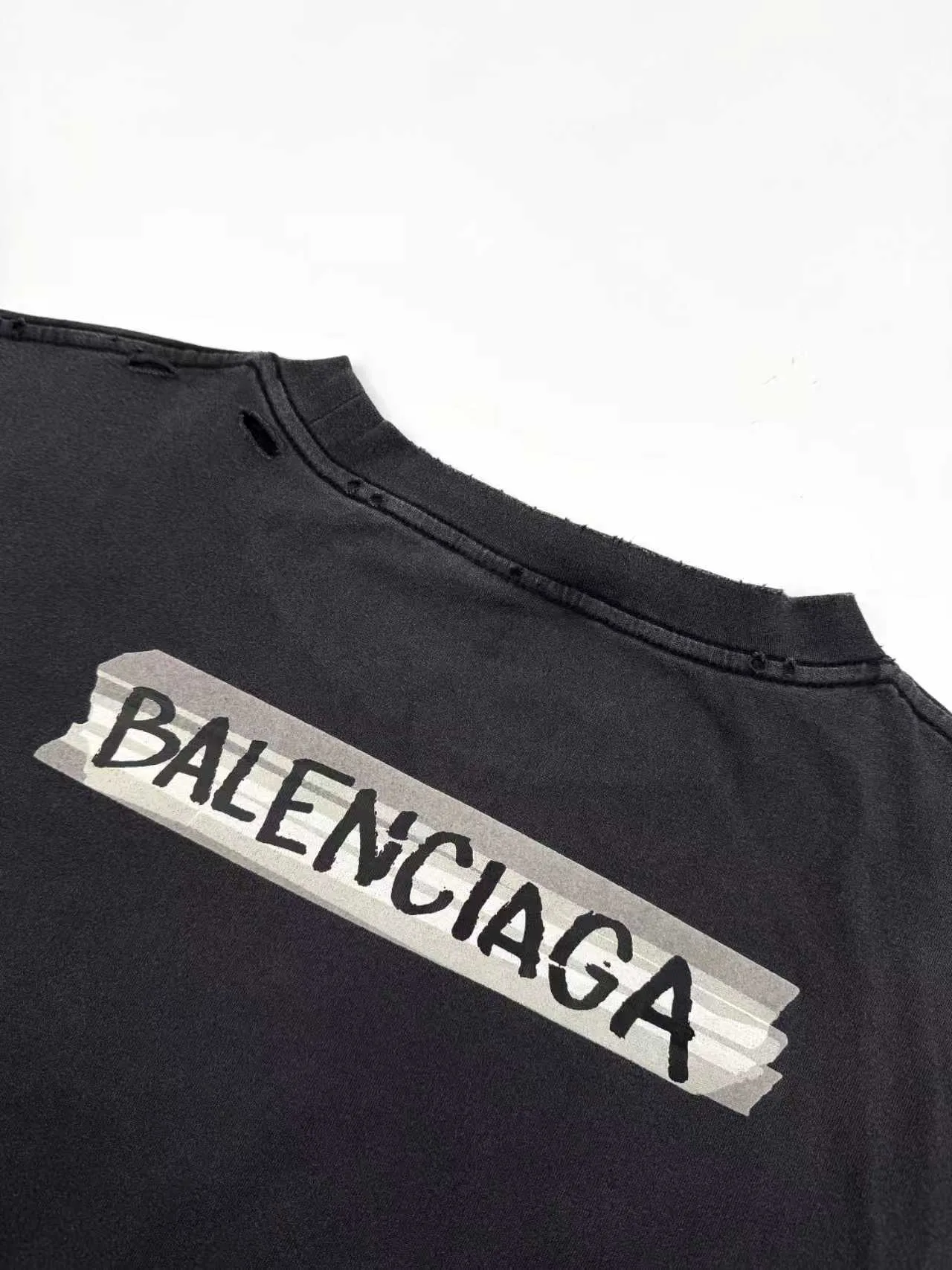 Футболки Женские Balenciaga 10197336