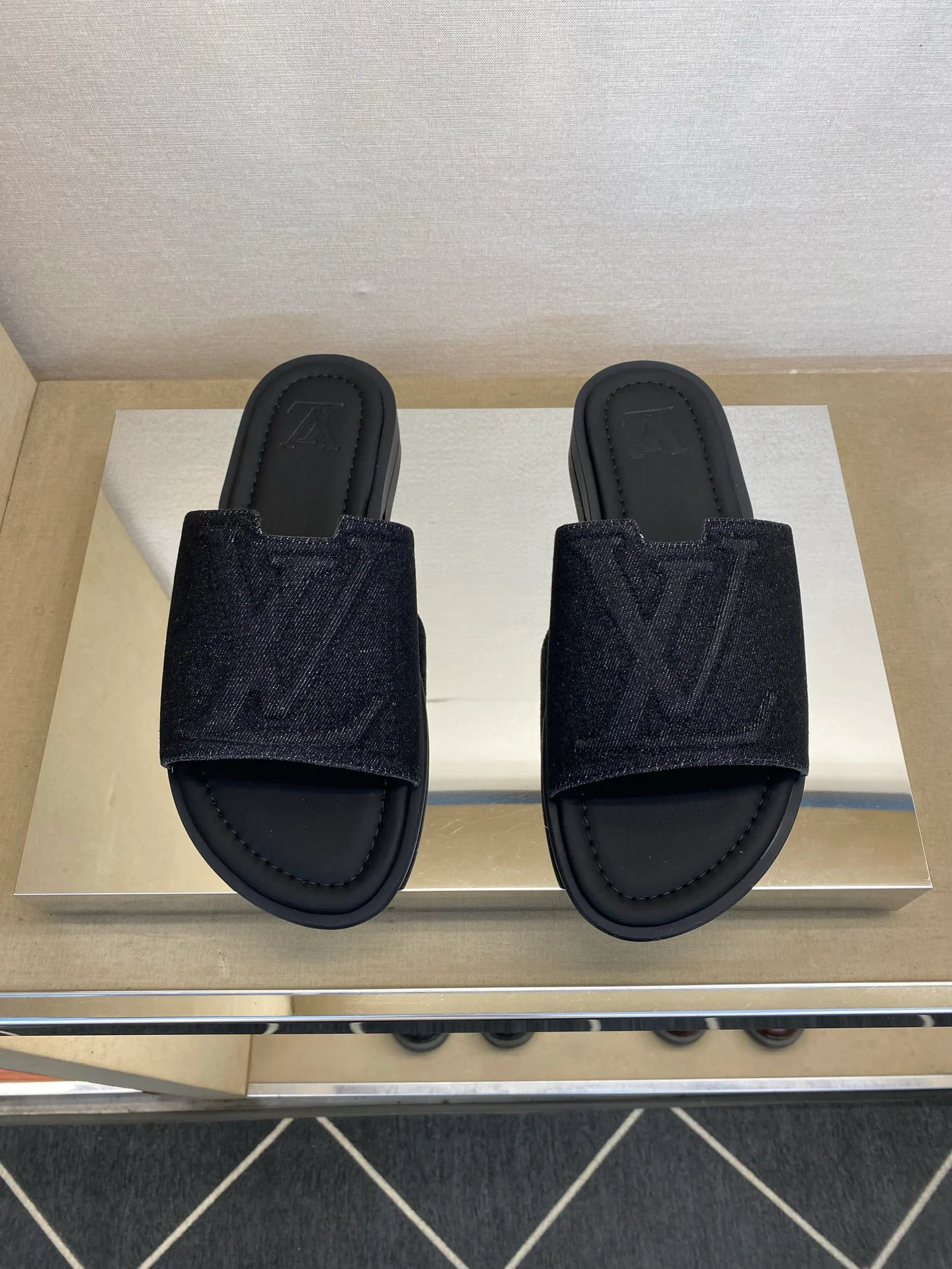 Сандалии Мужские Louis Vuitton 13441003
