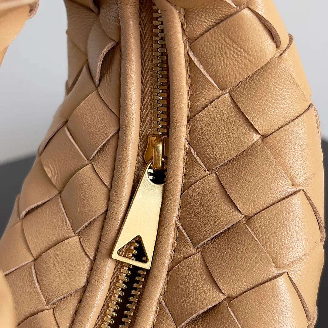 Классические Сумки Женские Bottega Veneta 13379673