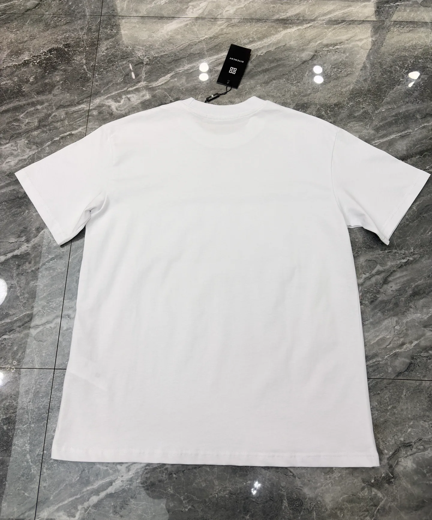Футболки Женские Givenchy 11424391