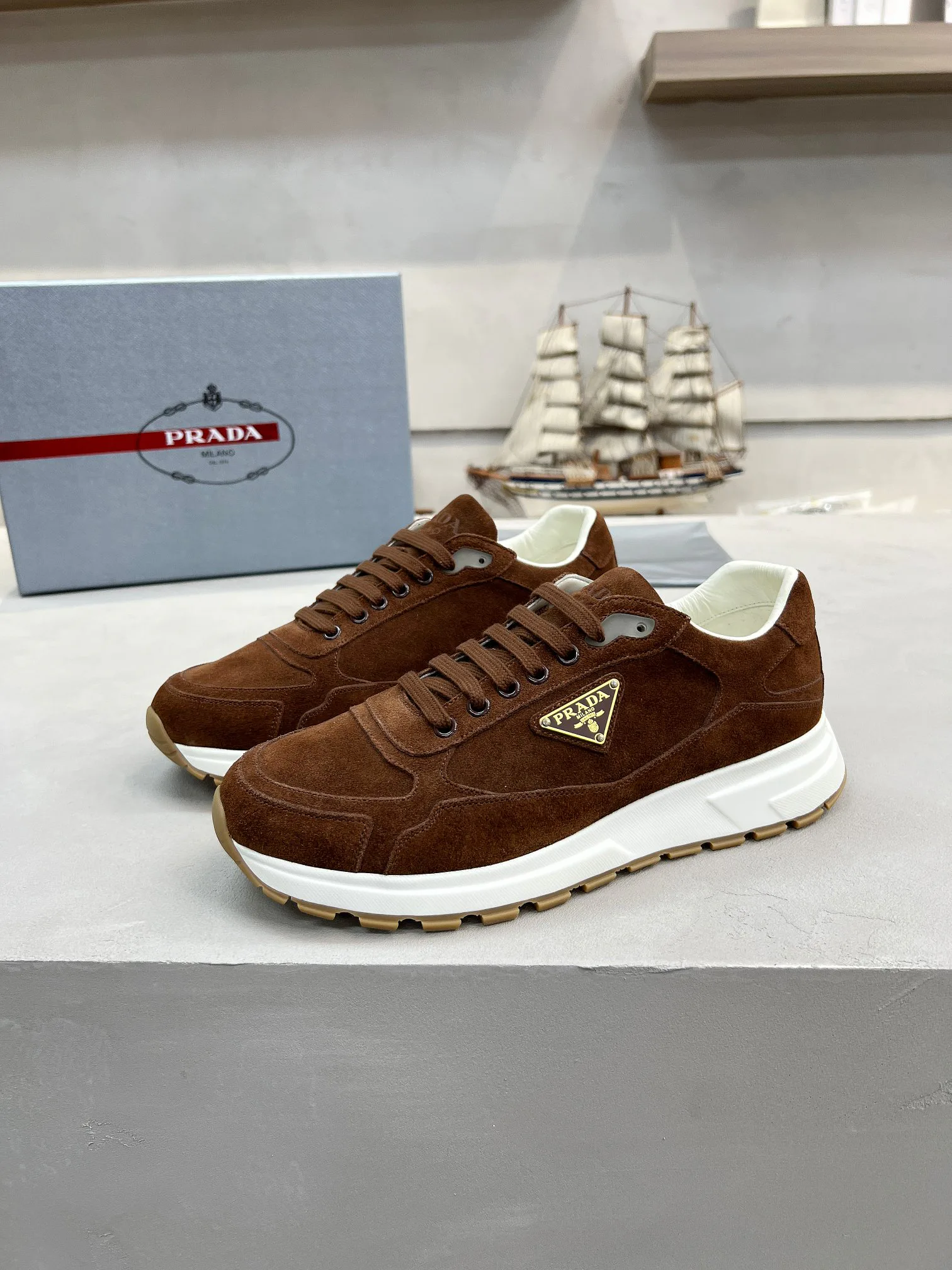 Кроссовки Мужские Prada 11670885