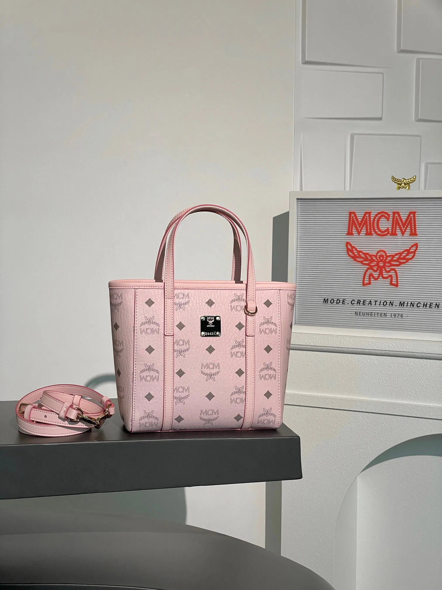 Сумки На Ремне Женские Mcm 397914