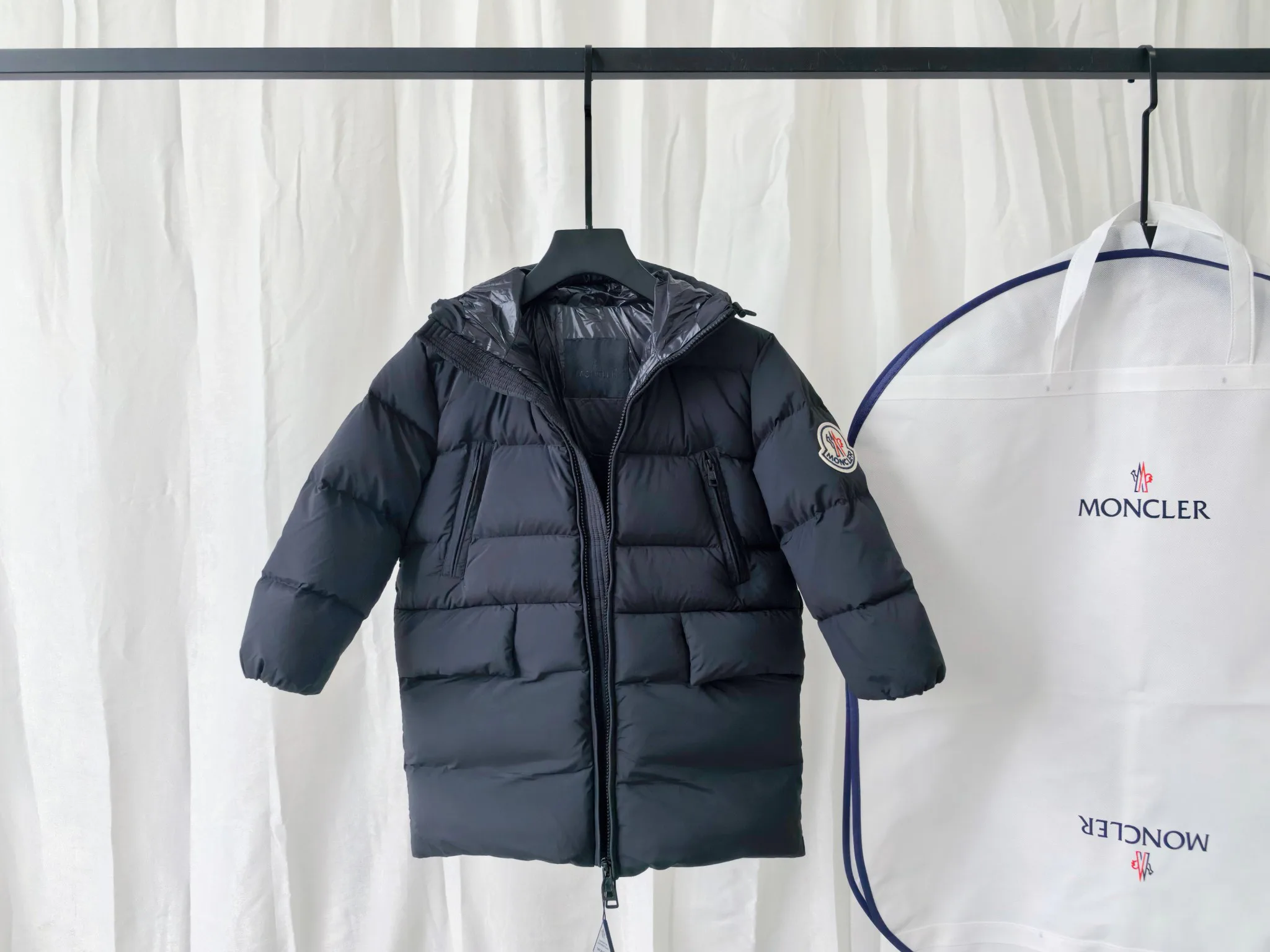 Куртки И Пуховики Женские Moncler 19397965