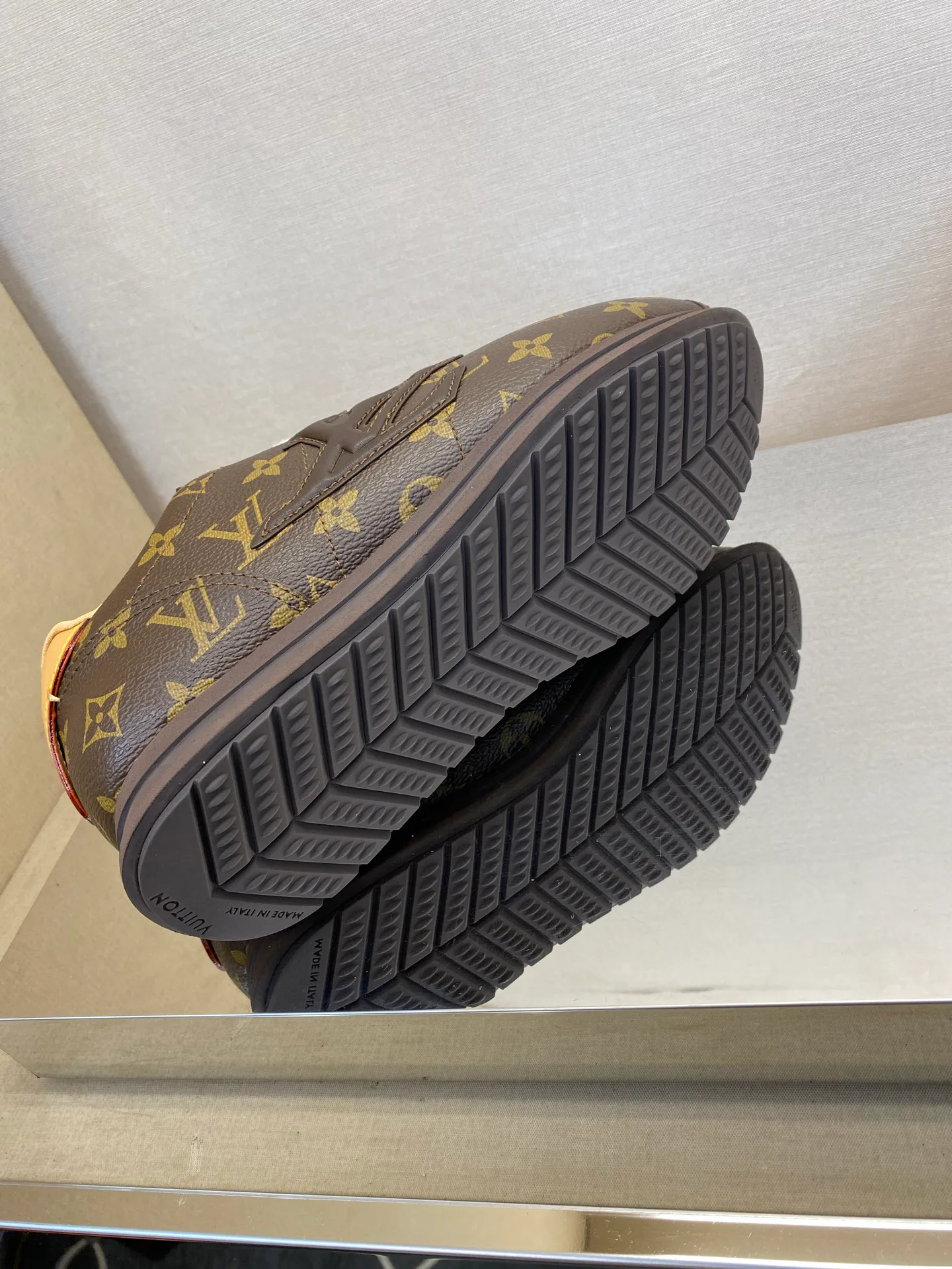 Кроссовки Мужские Louis Vuitton 4713259