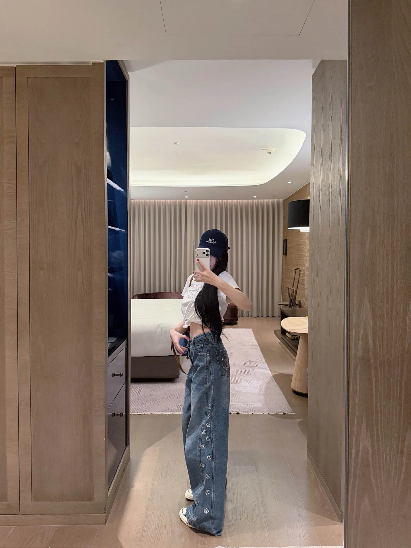 Джинсы Женские Louis Vuitton 11671099