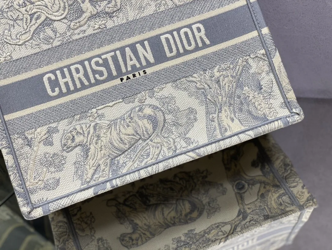 Классические Сумки Женские Christian Dior 82471