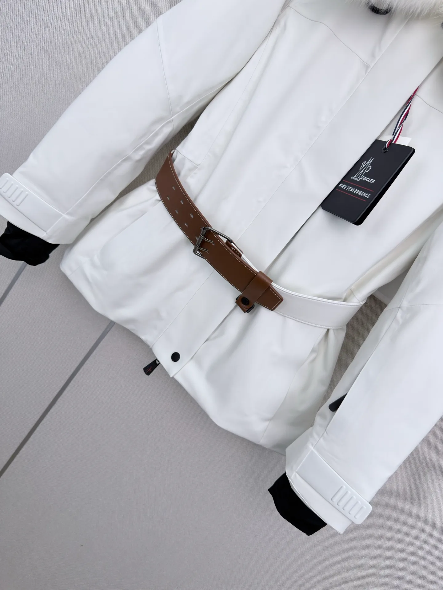 Куртки И Пуховики Женские Moncler 19727156
