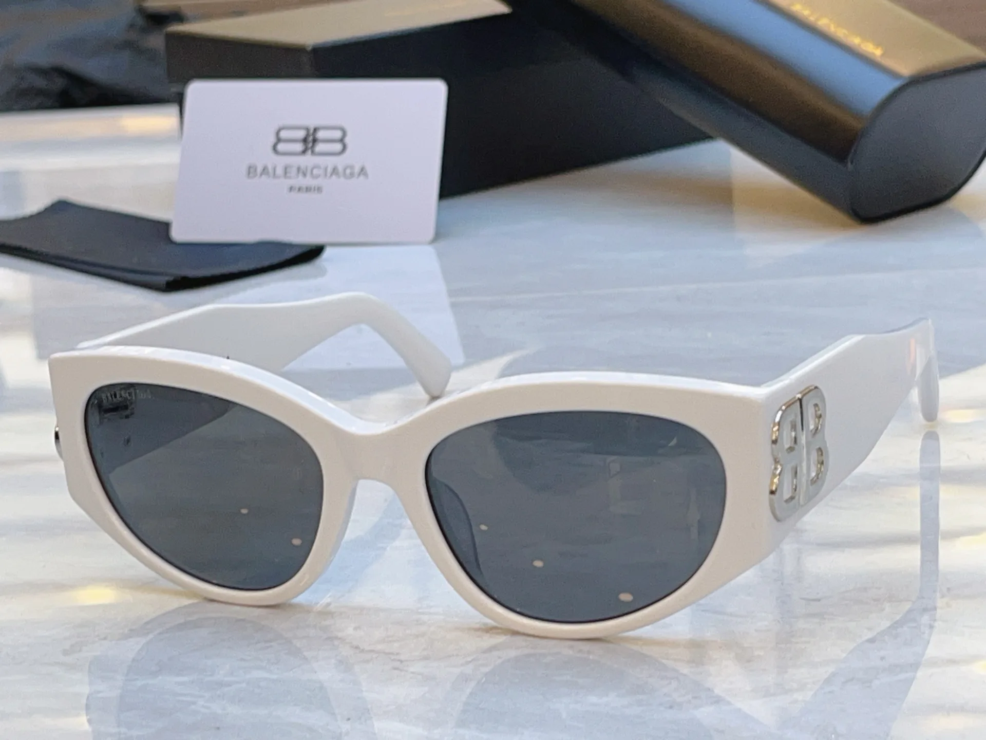 Очки Balenciaga 10842058