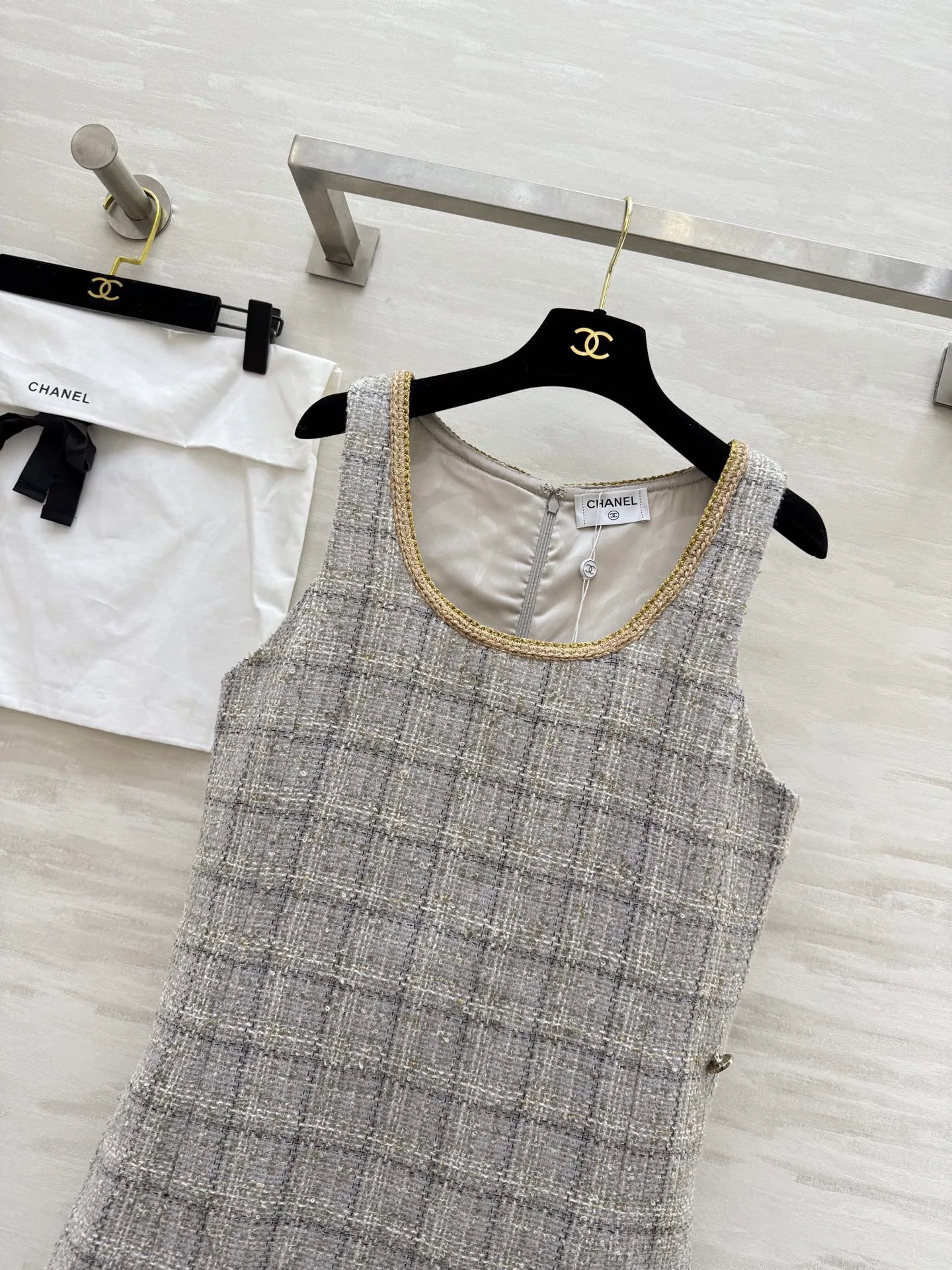 Платья Женские Chanel 10117571