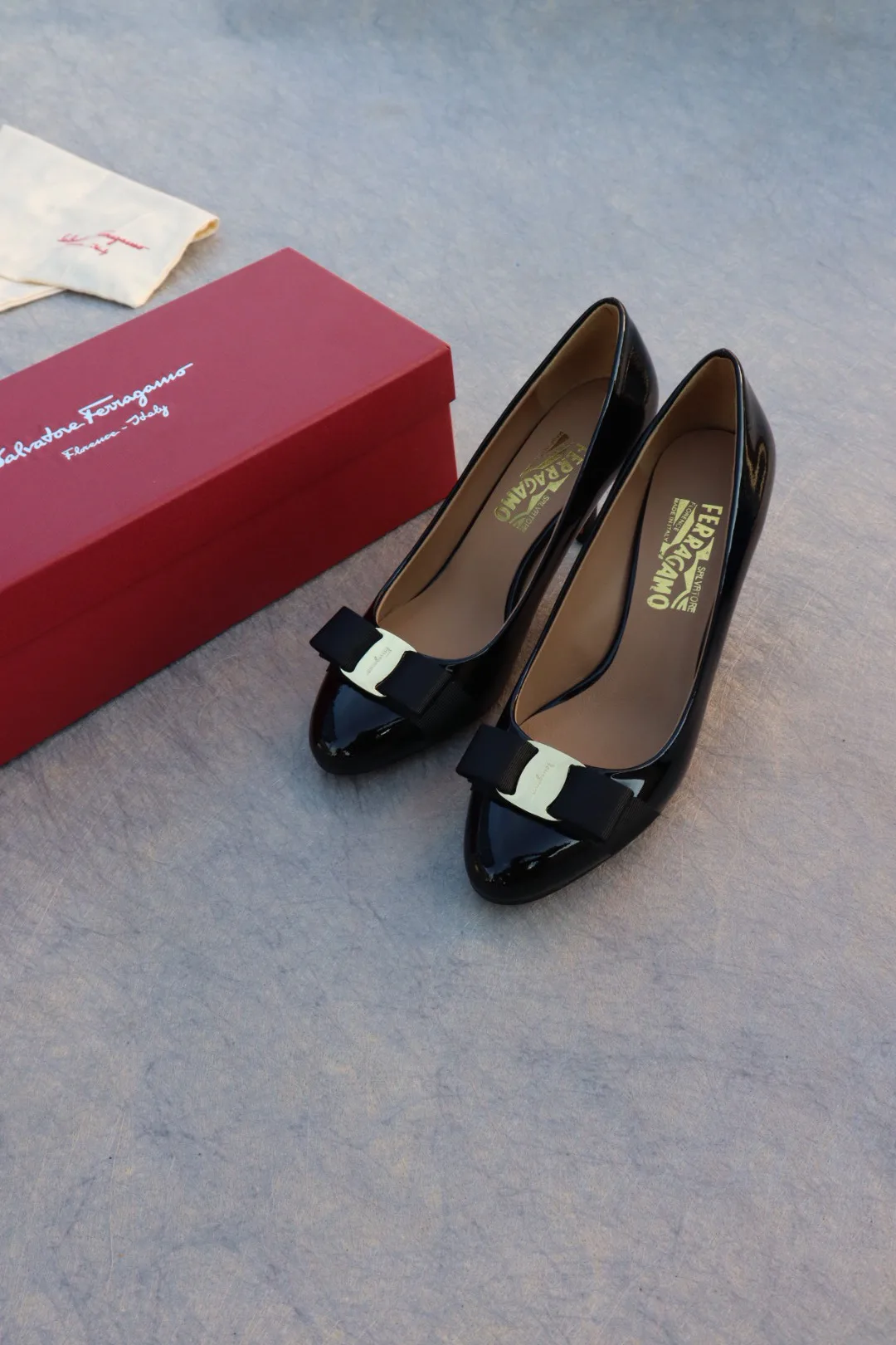 Туфли Женские Salvatore Ferragamo 888971