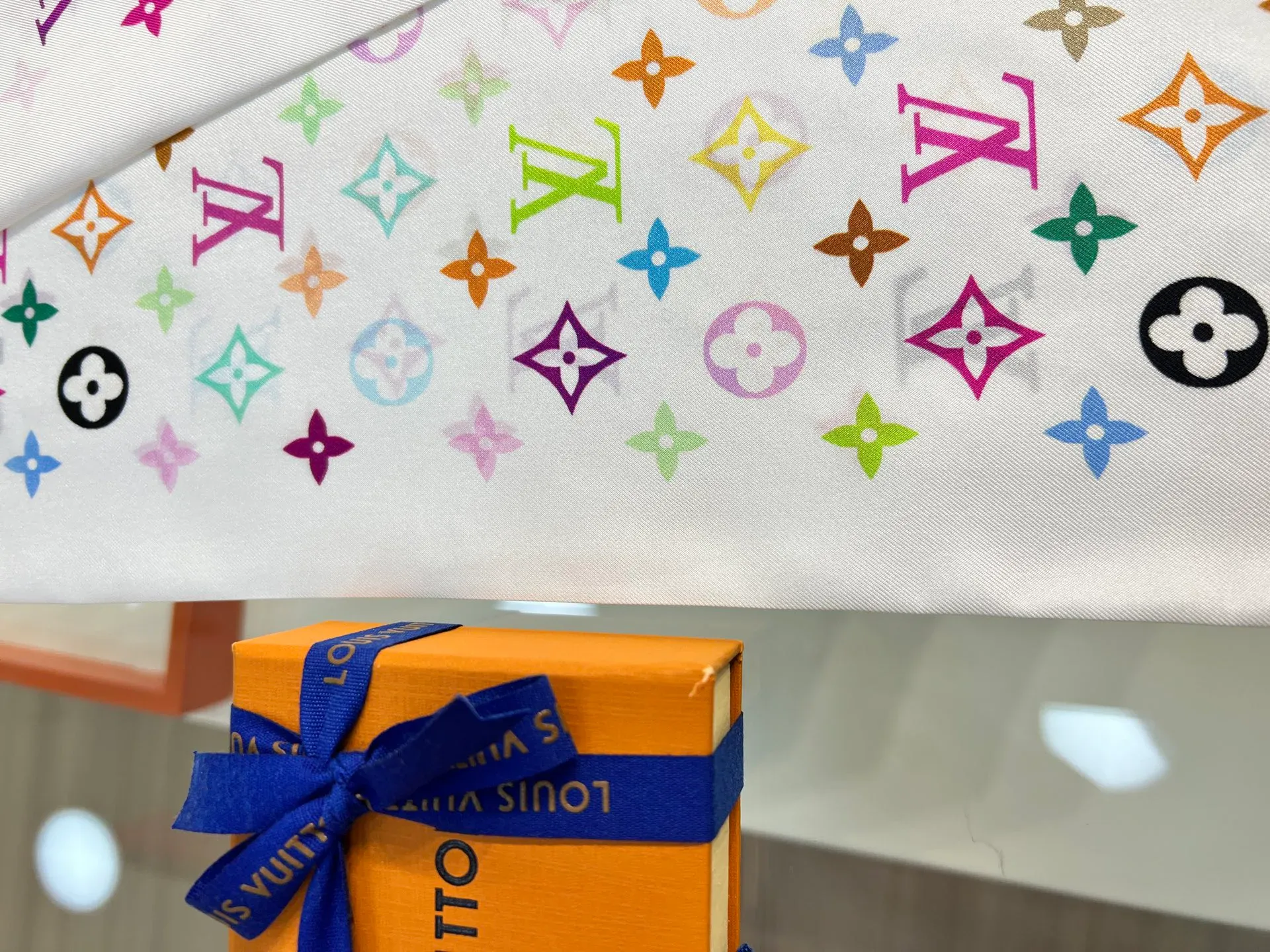 Шарфы Louis Vuitton 36156