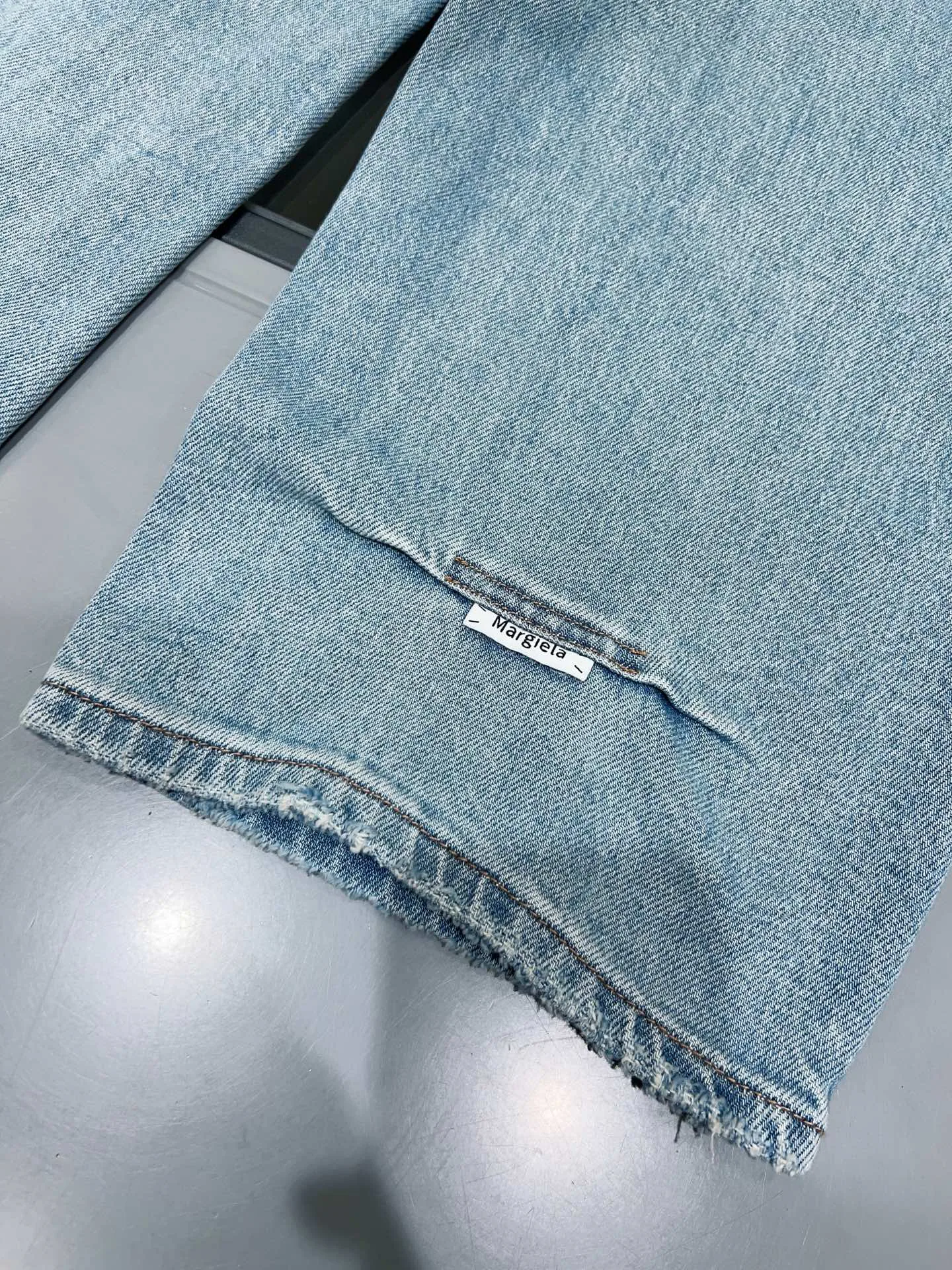 Джинсы Женские Maison Margiela 11710988