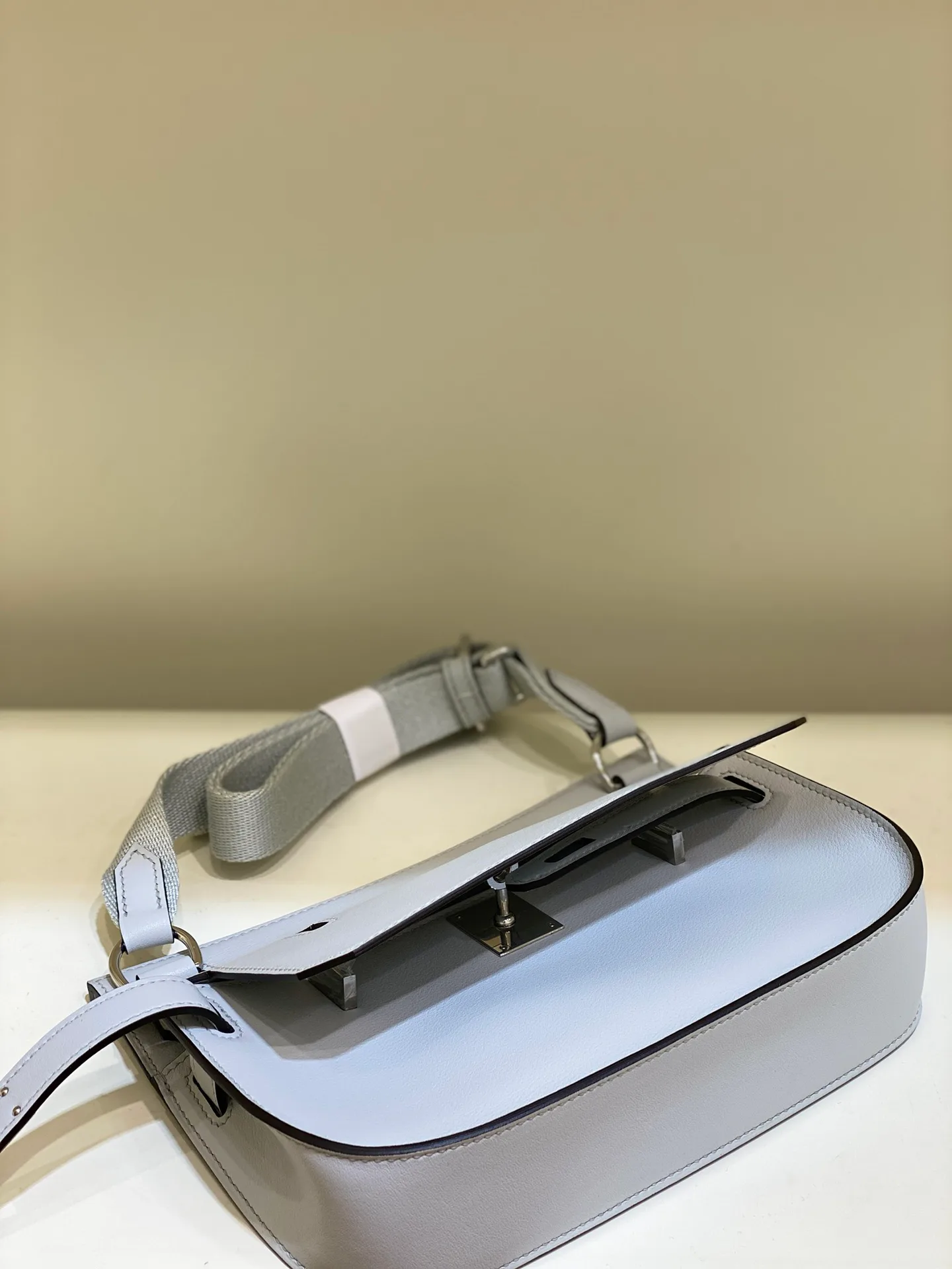 Классические Сумки Женские Hermes 18076602