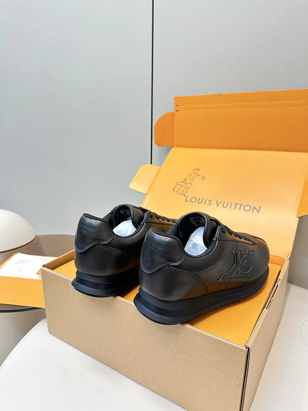 Кроссовки Женские Louis Vuitton 89442