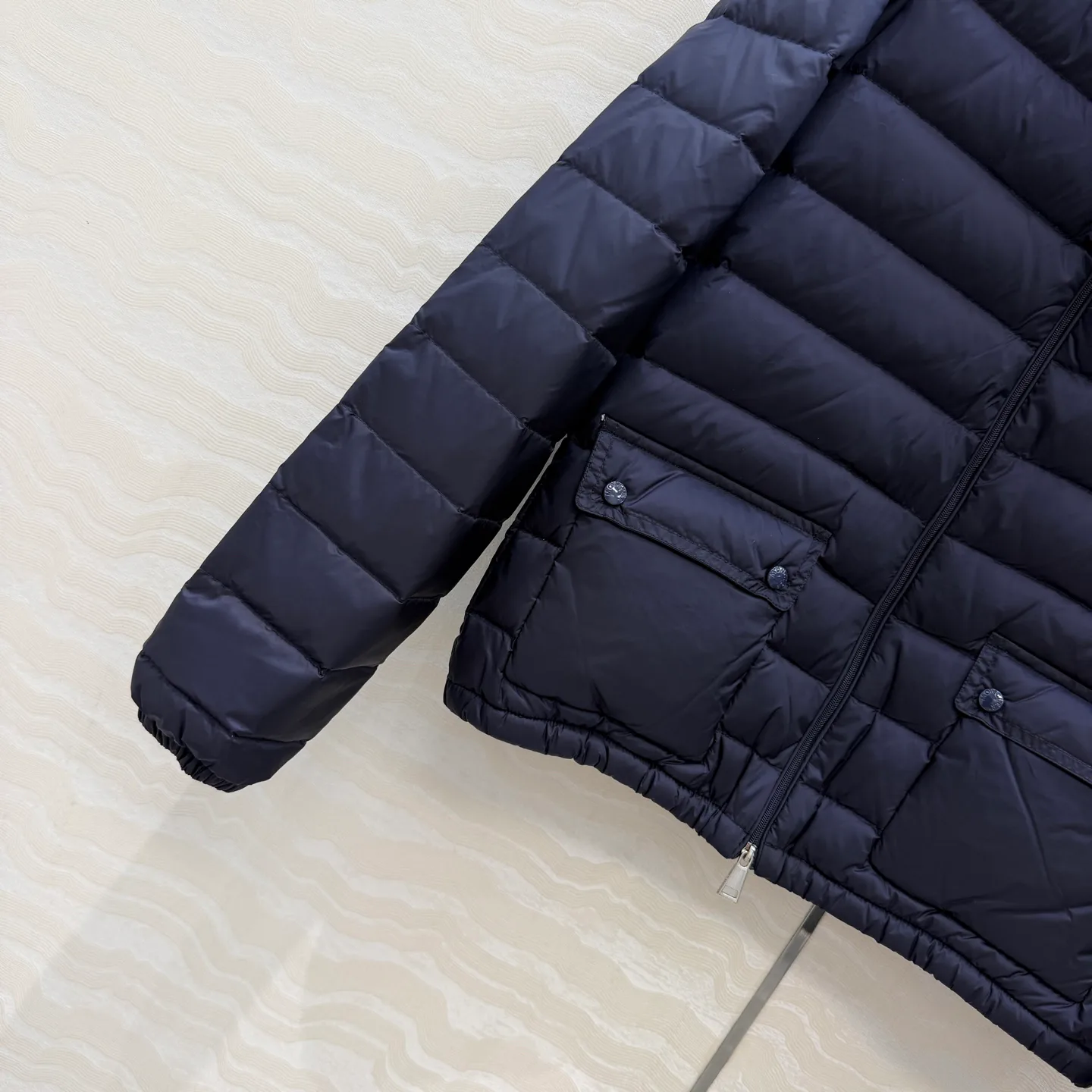 Куртки И Пуховики Женские Moncler 18402512
