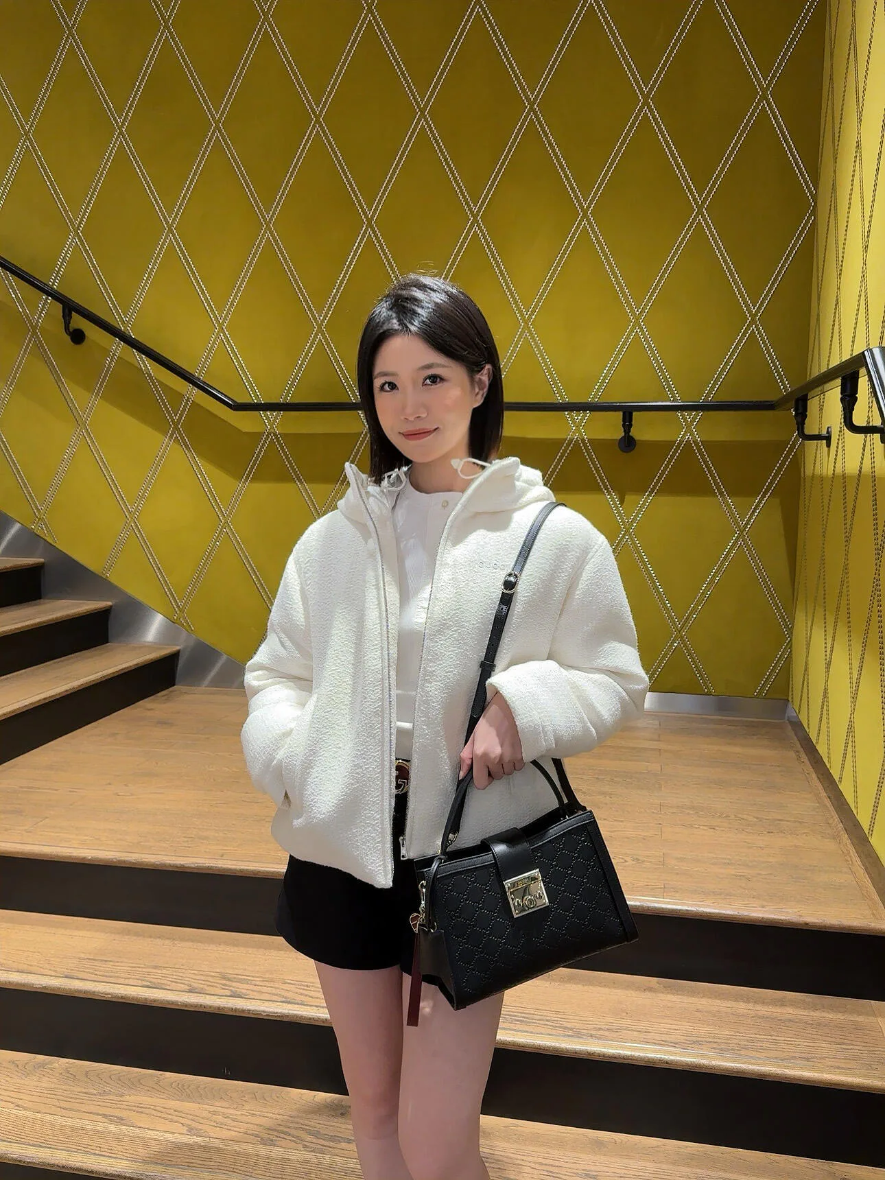 Куртки И Пуховики Женские Gucci 476656