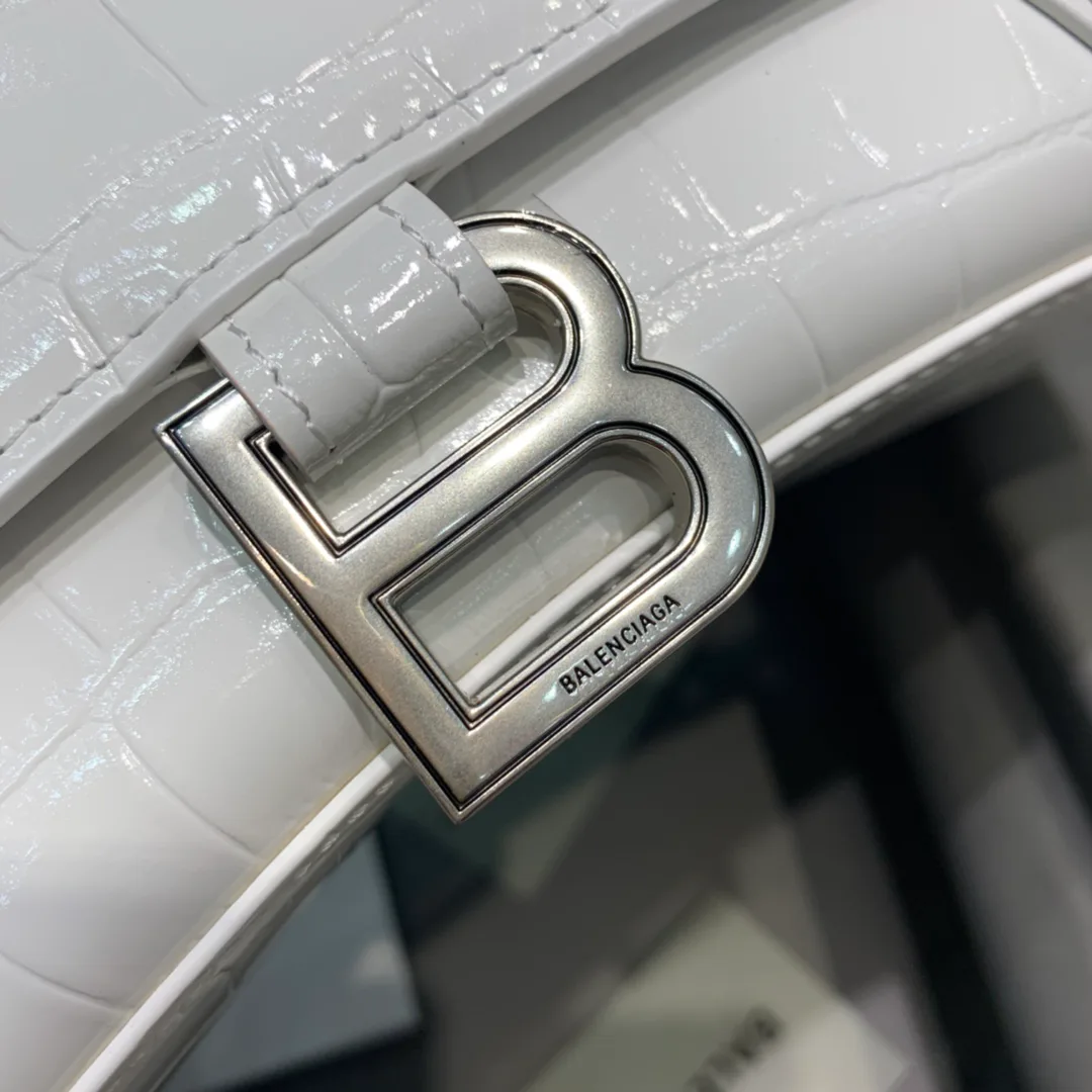 Классические Сумки Женские Balenciaga 17359749