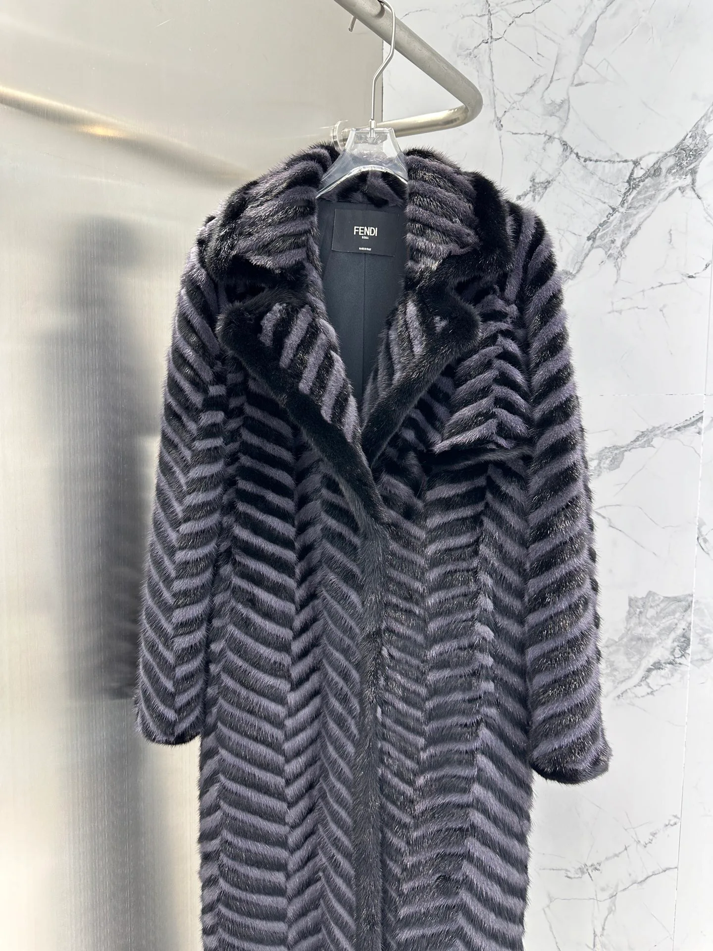 Шубы Женские Fendi 18082603
