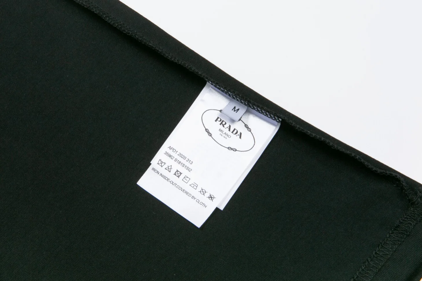 Футболки Женские Prada 11683523