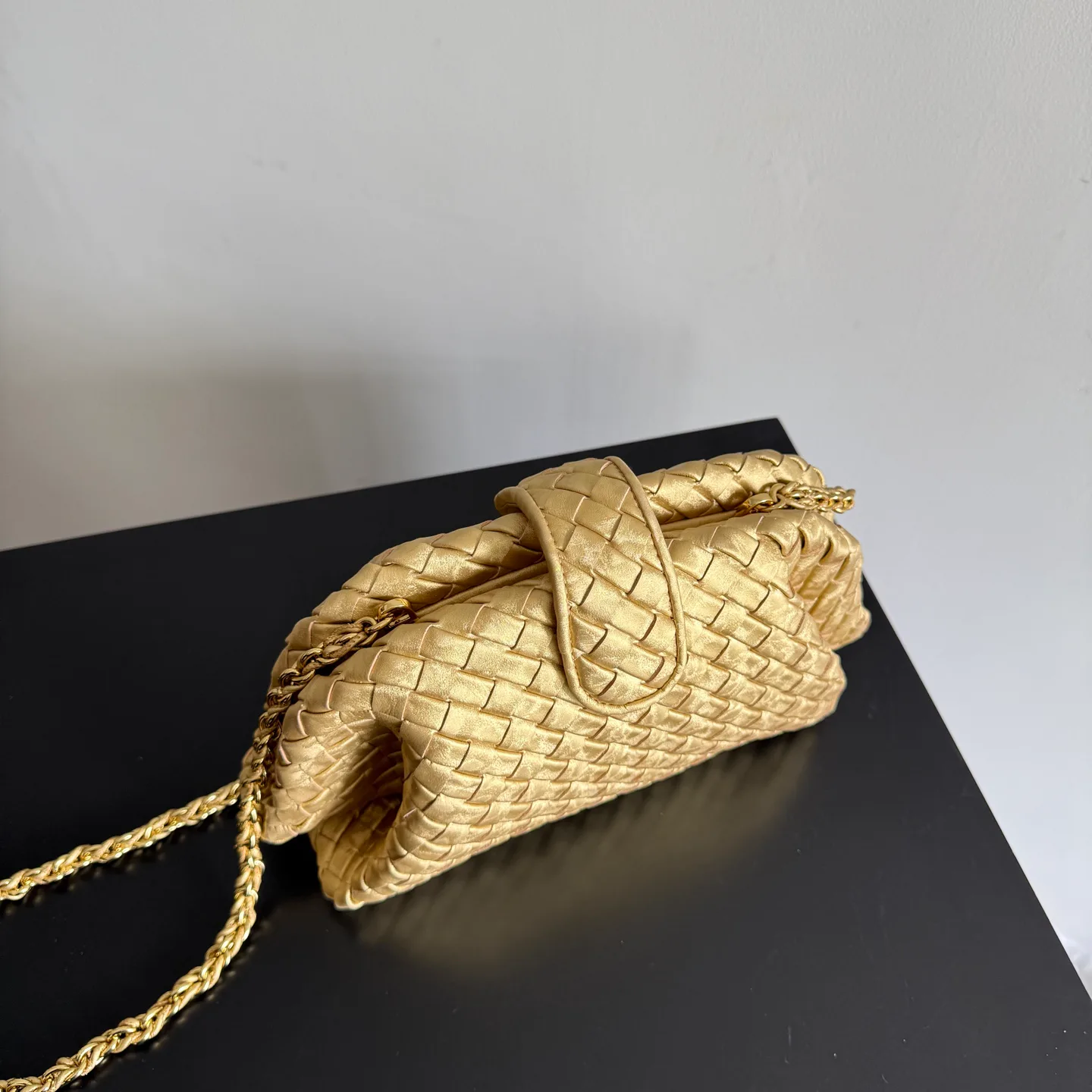 Клатчи Женские Bottega Veneta 13882350