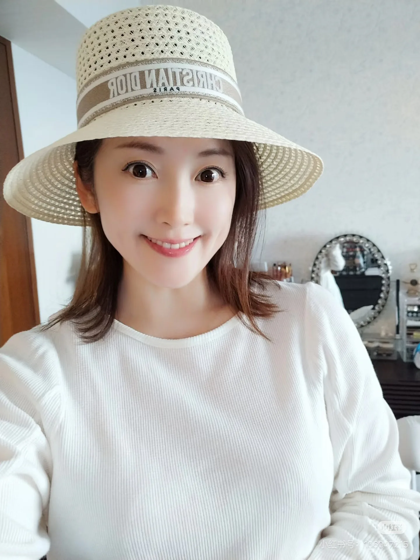 Головные Уборы Christian Dior 13569667