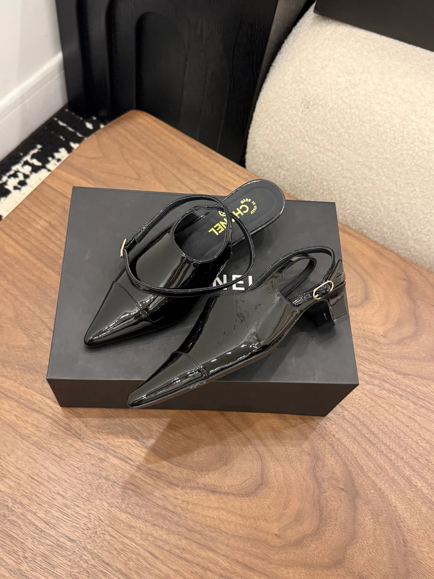 Босоножки Женские Chanel 11630458