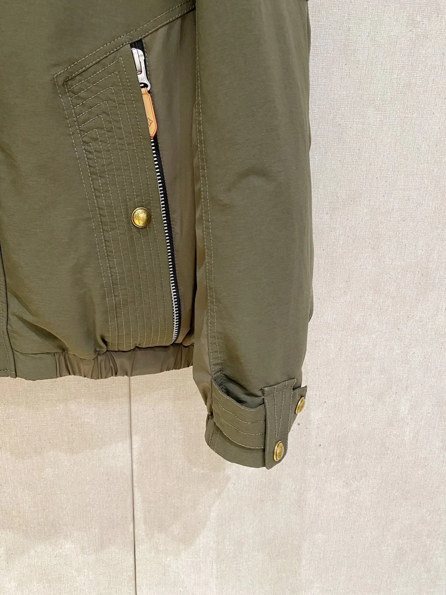 Куртки И Пуховики Мужские Louis Vuitton 988779