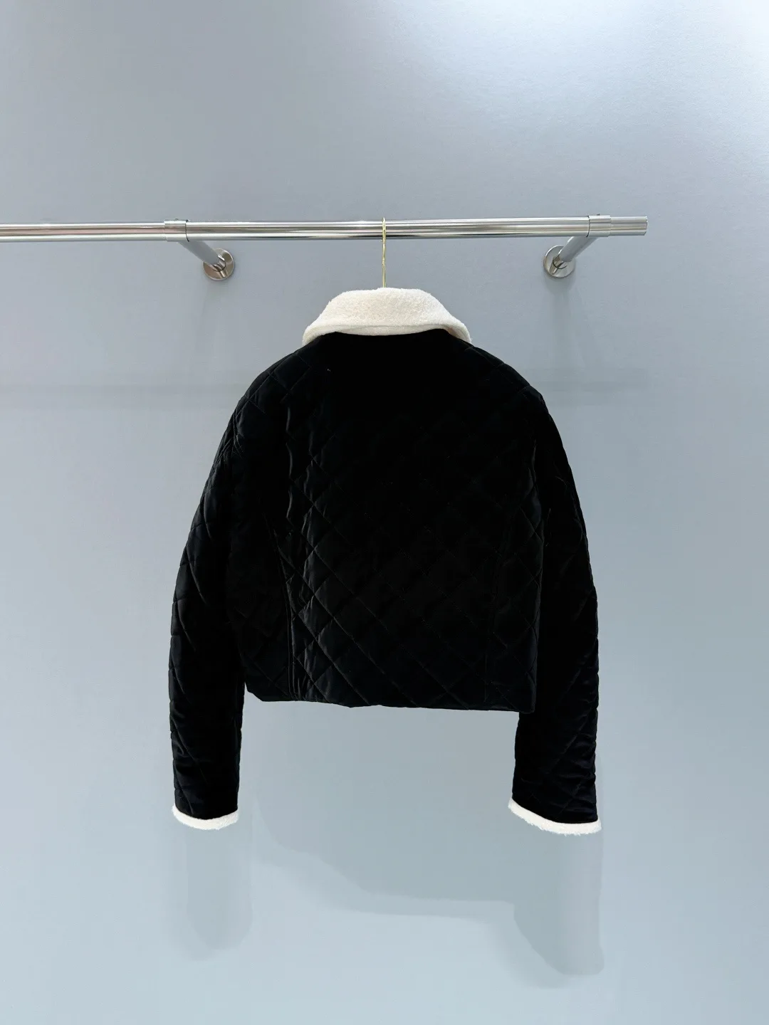 Куртки И Пуховики Женские Chanel 395745