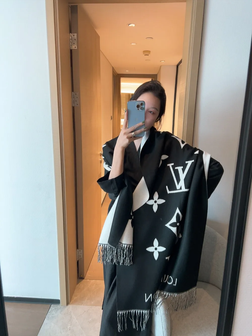 Шарфы Louis Vuitton 184238