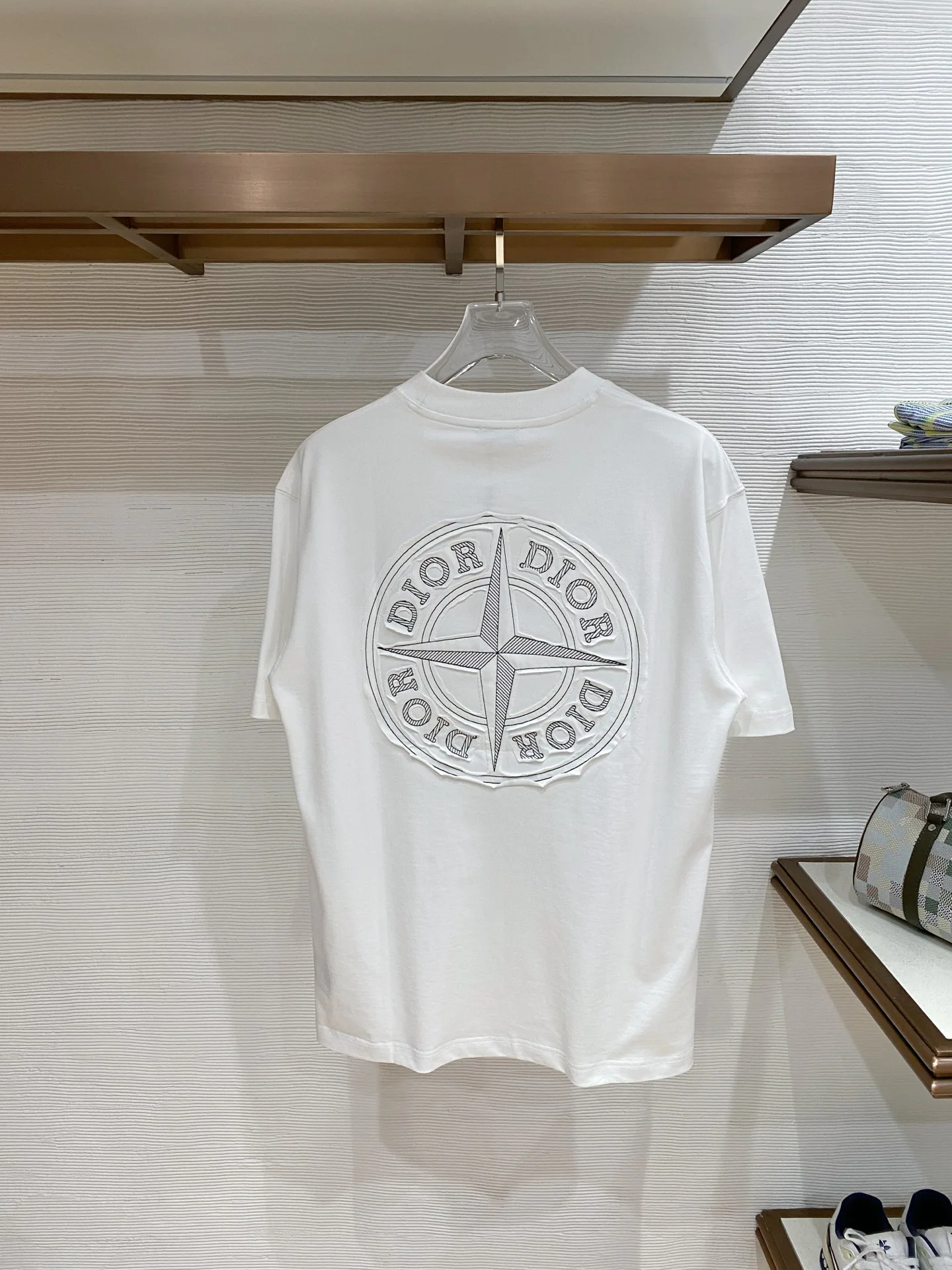 Футболки Женские Stone Island 9891358