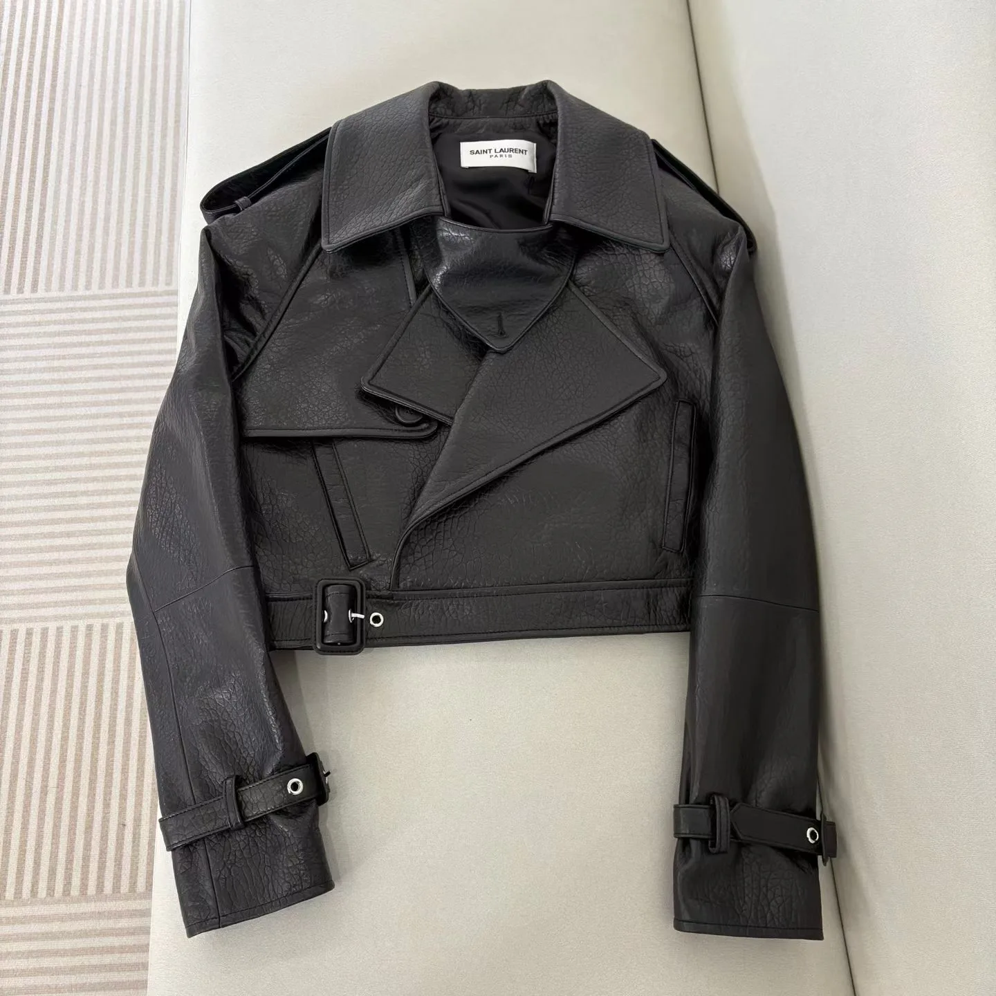 Кожаные Куртки И Дублёнки Женские Saint Laurent 17935803