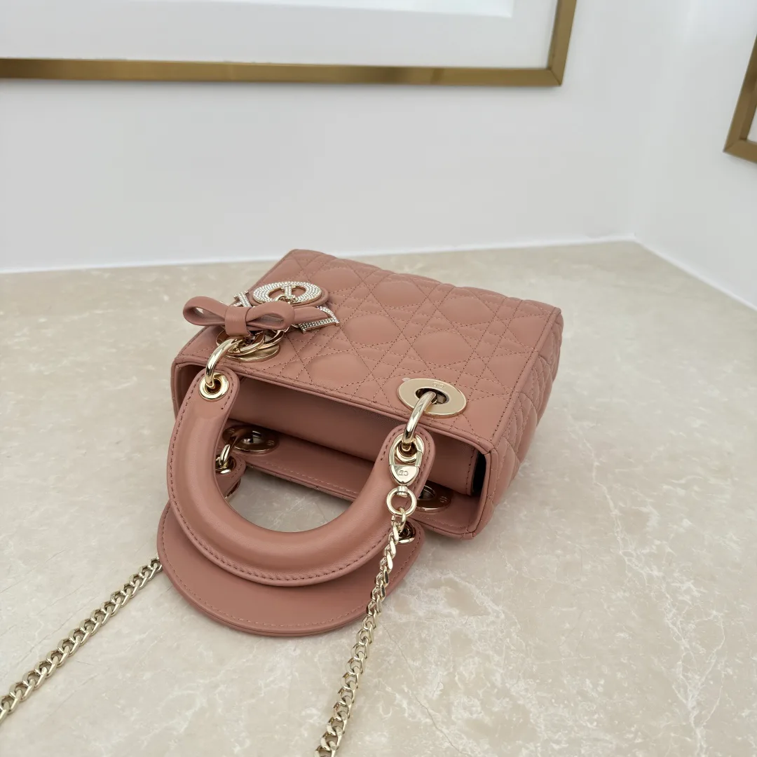 Классические Сумки Женские Christian Dior 18116220