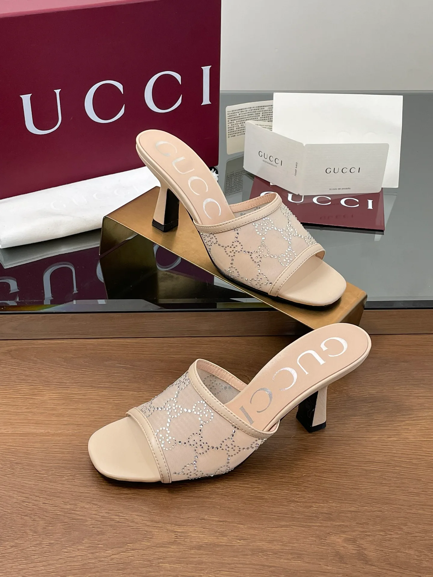 Босоножки Женские Gucci 13413369