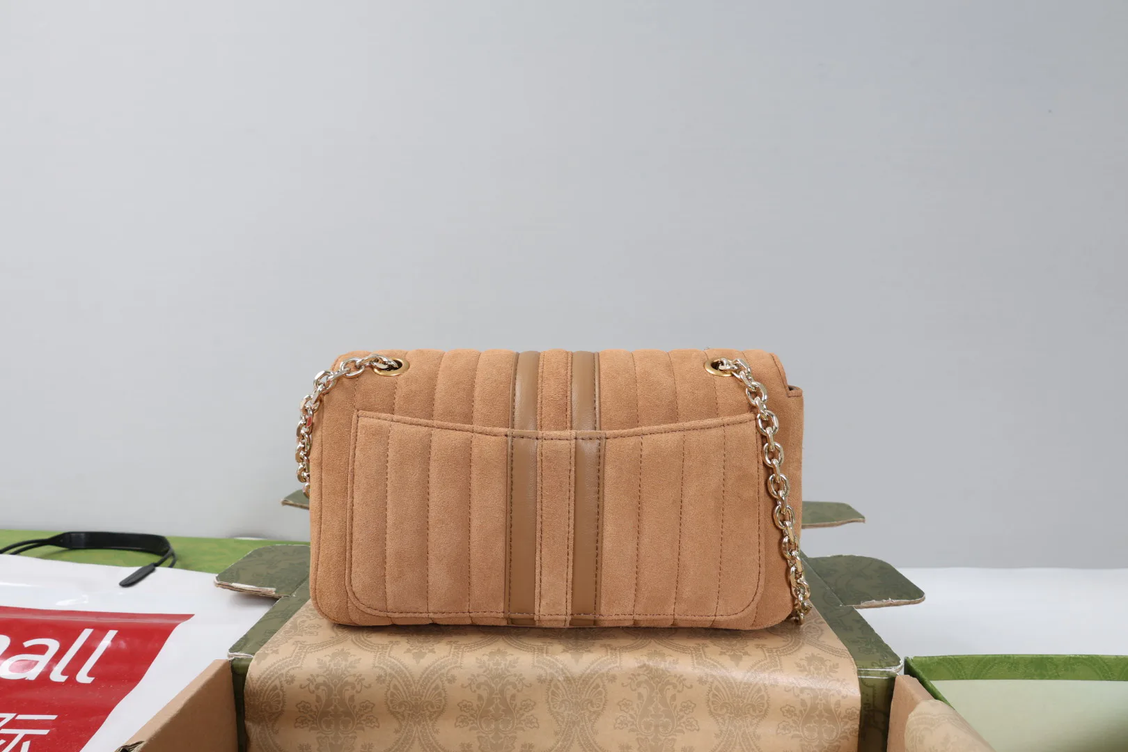 Классические Сумки Женские Gucci 18004291