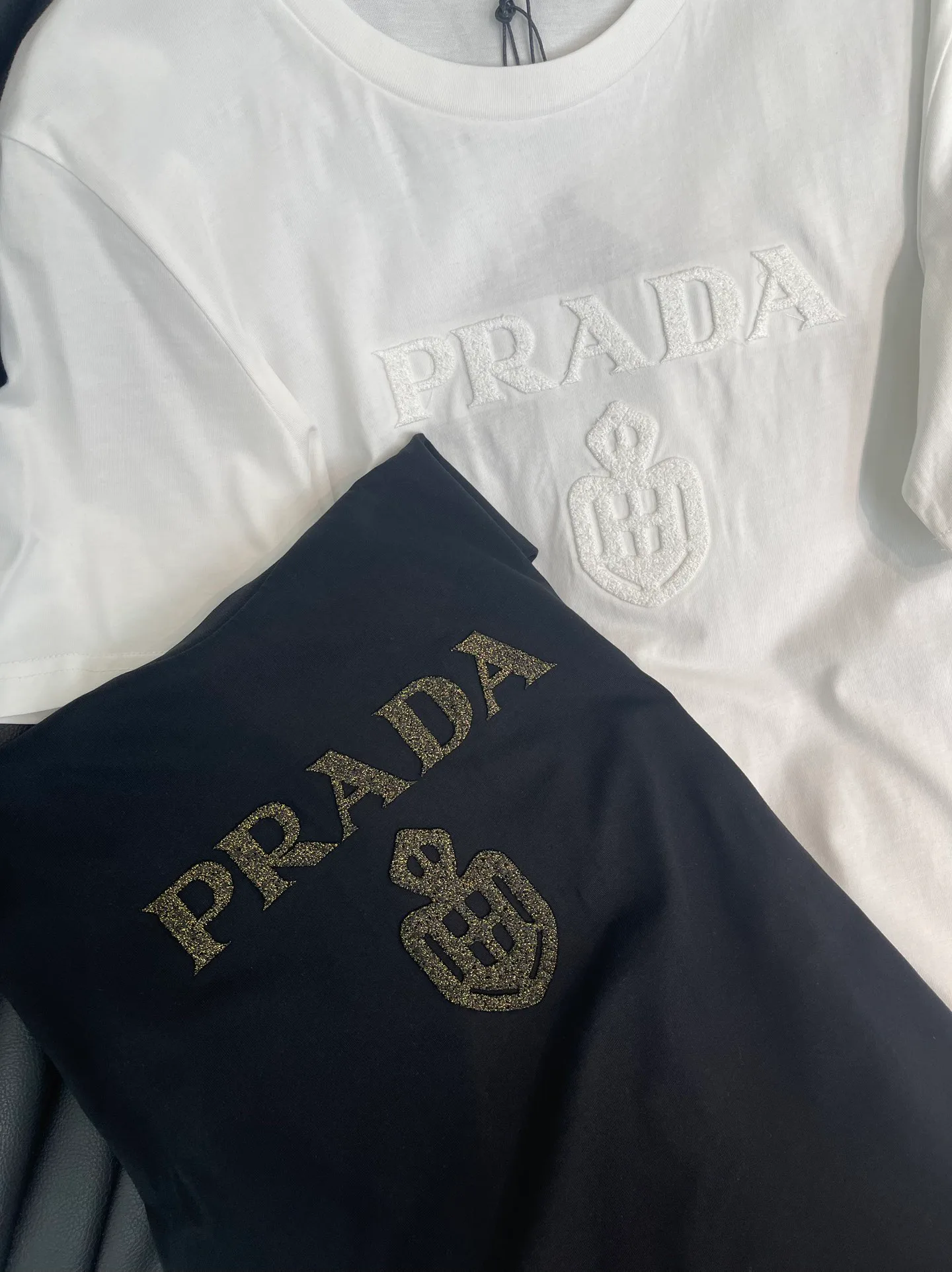 Футболки Женские Prada 1759186